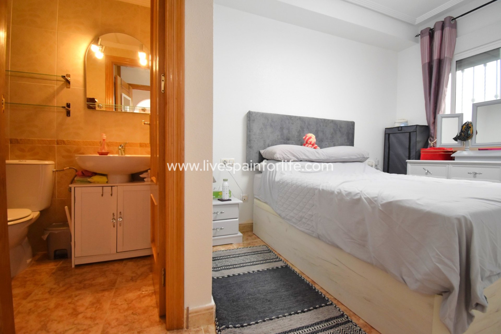 Resale - Apartments -
Orihuela Costa - Punta Prima
