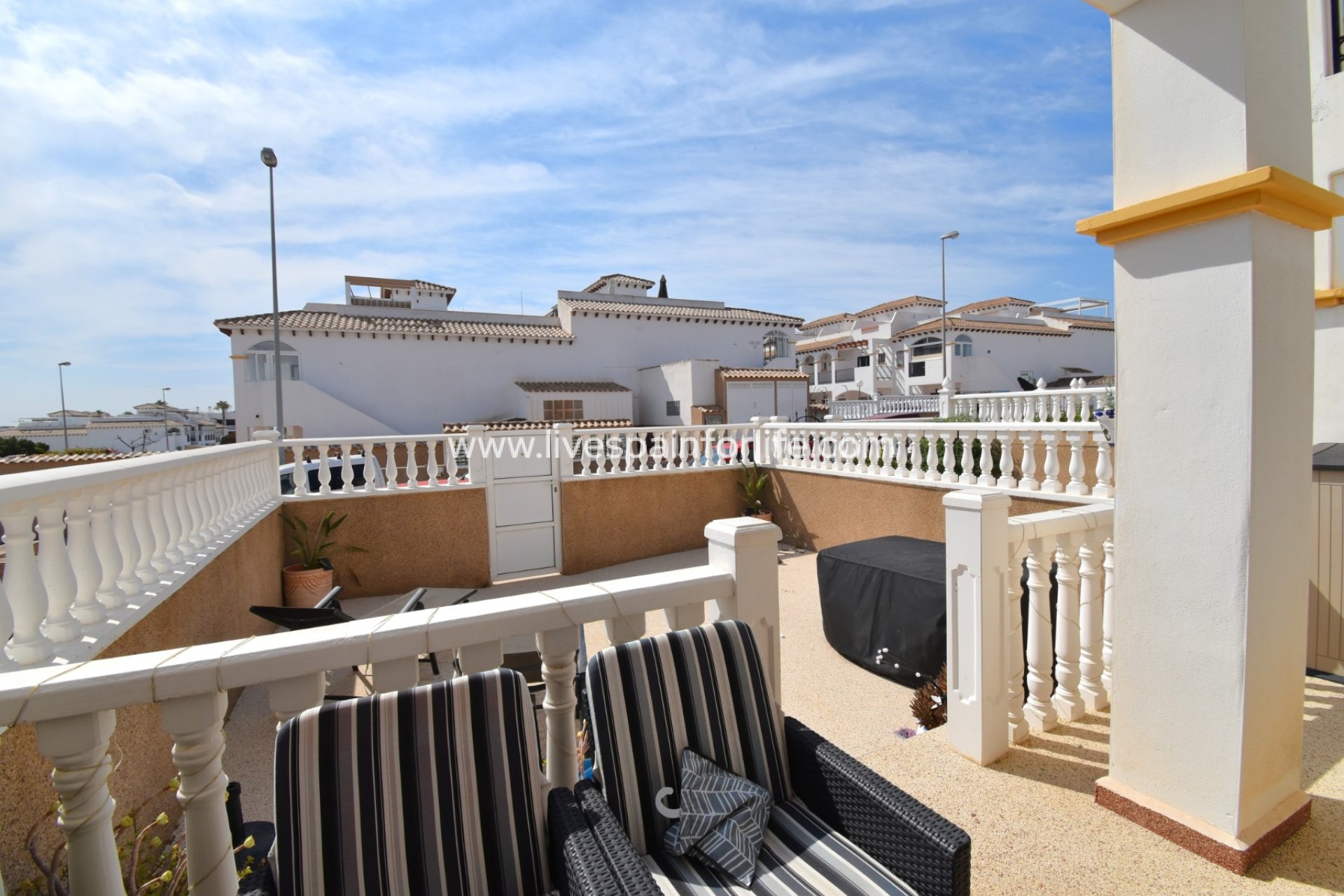Resale - Apartments -
Orihuela Costa - Punta Prima