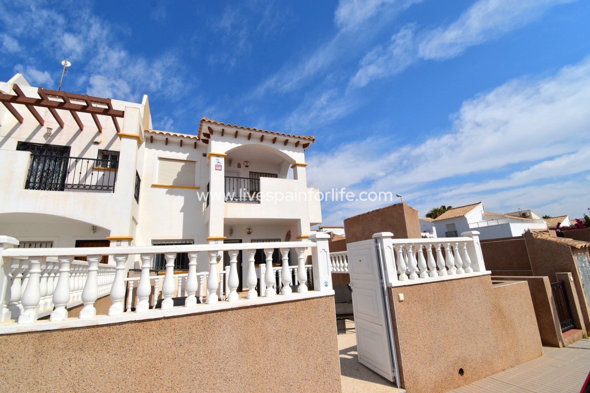 Resale - Apartments -
Orihuela Costa - Punta Prima