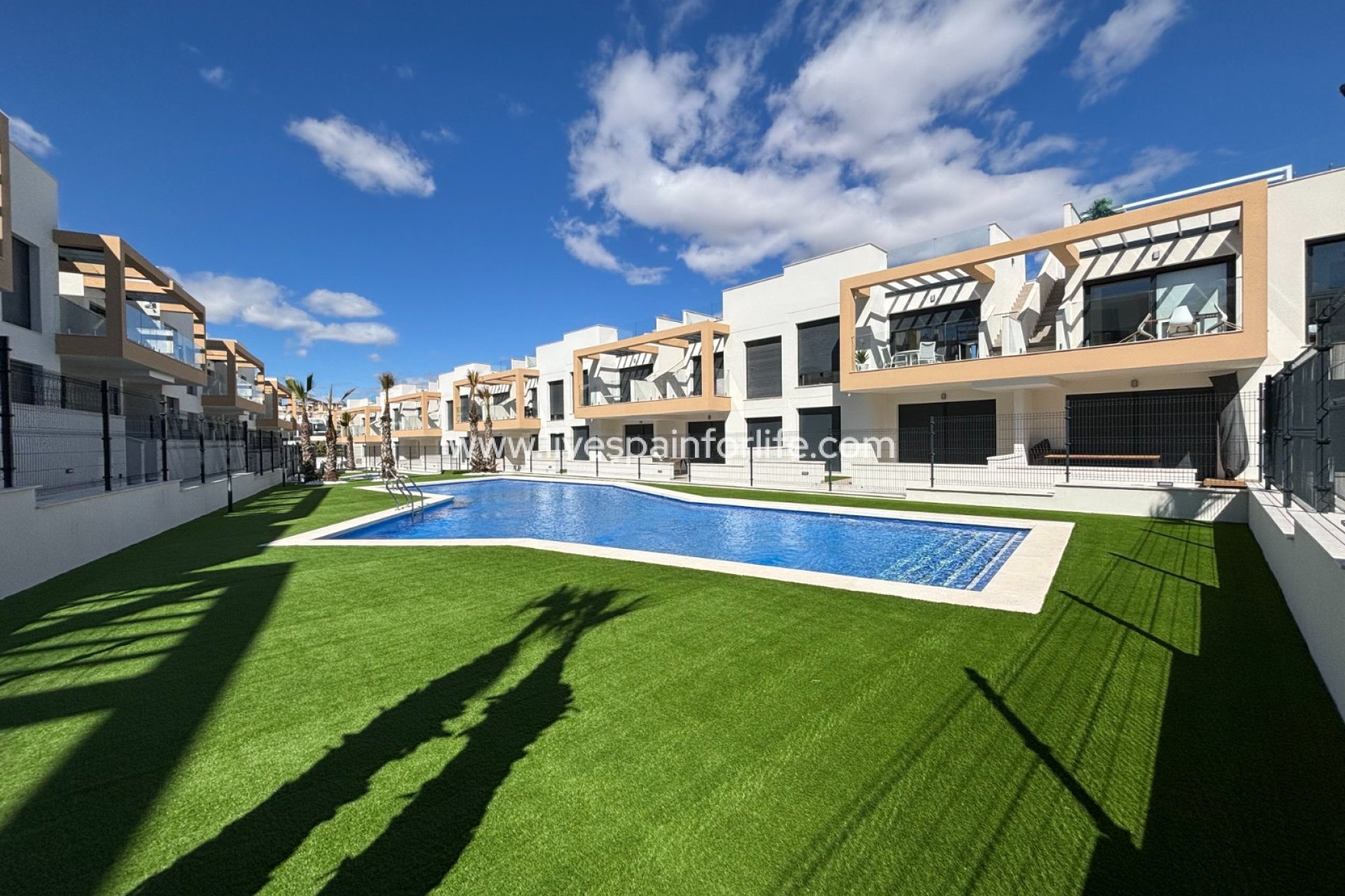 Resale - Apartments -
Orihuela Costa - Villamartin