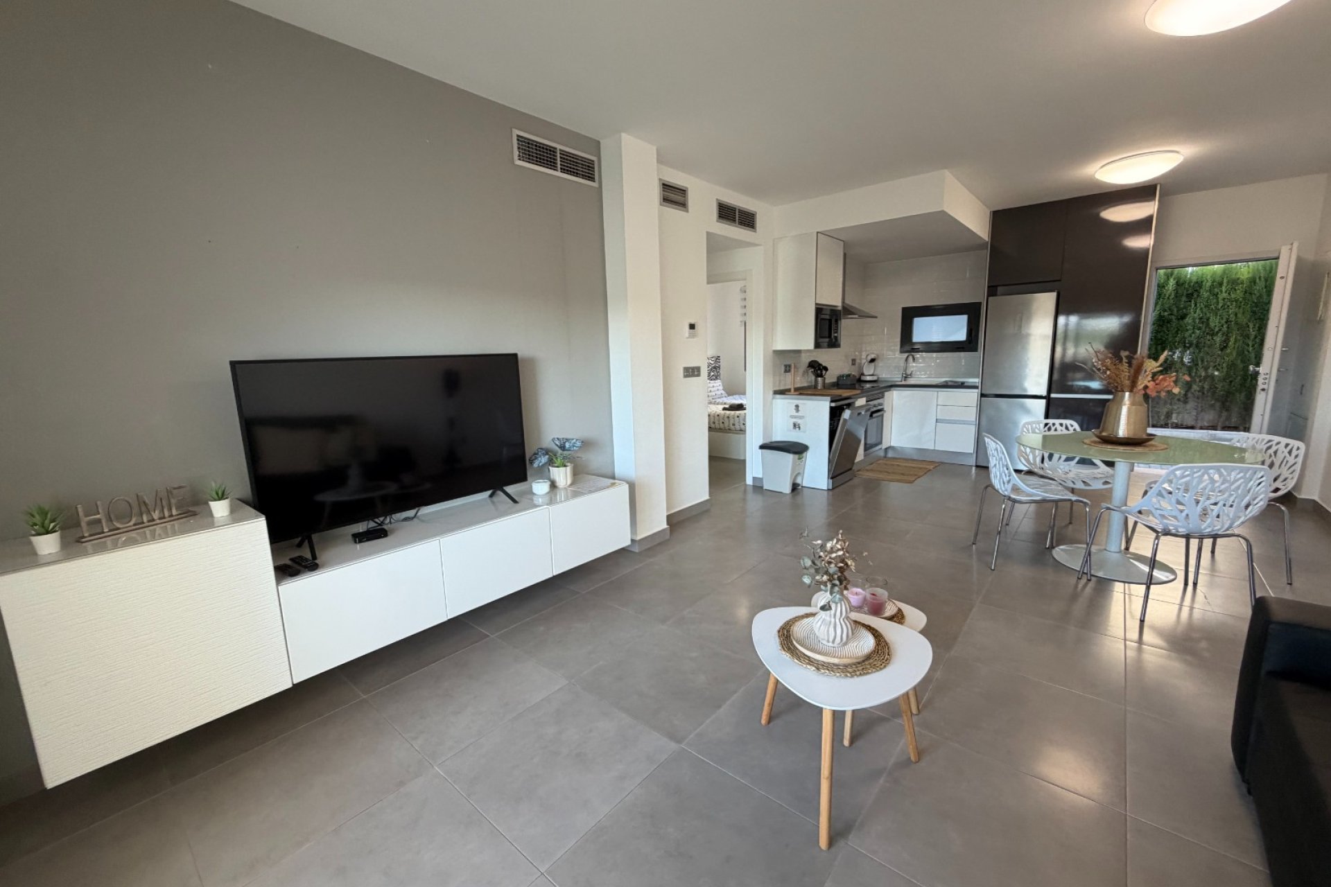 Resale - Apartments -
Pilar de La Horadada - Pilar de La Horadada - Town