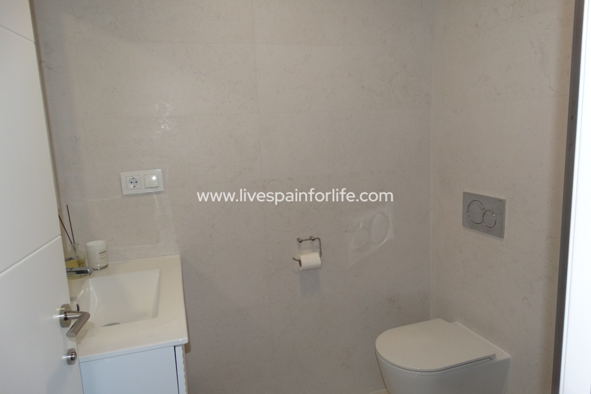 Resale - Apartments -
Pilar de la Horadada - Pilar de La Horadada - Town