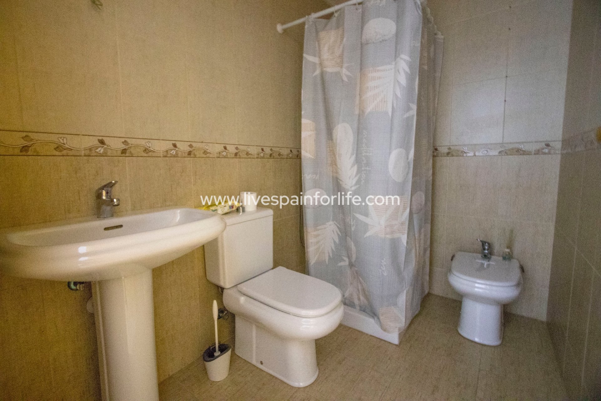 Resale - Apartments -
San Isidro