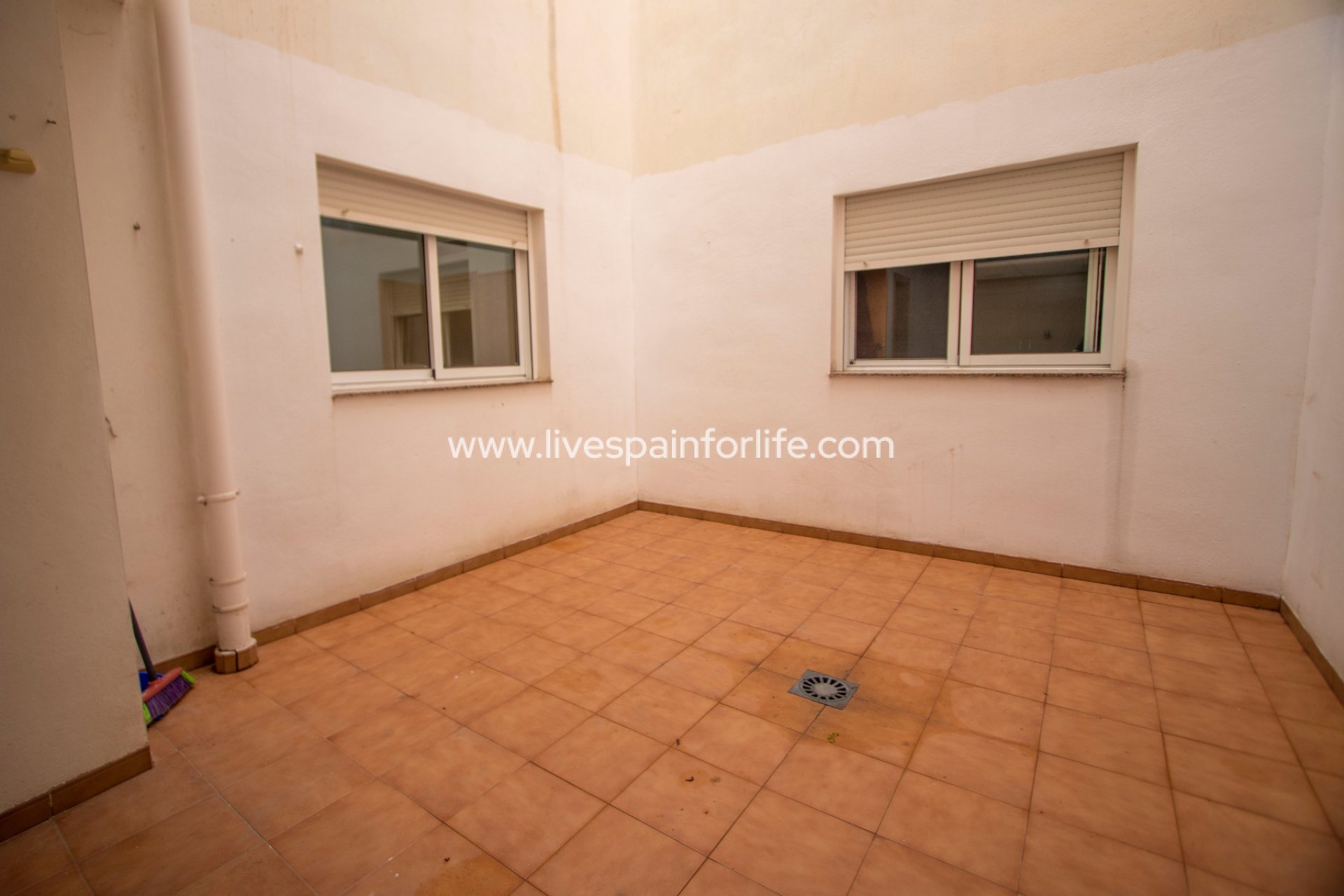 Resale - Apartments -
San Isidro