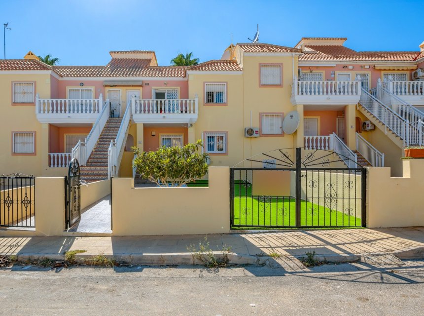 Resale - Apartments -
San Miguel De Salinas - Orihuela Costa