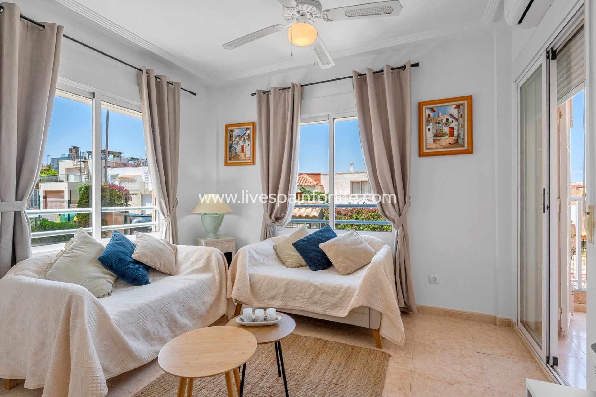Resale - Apartments -
Torrevieja - La Mata