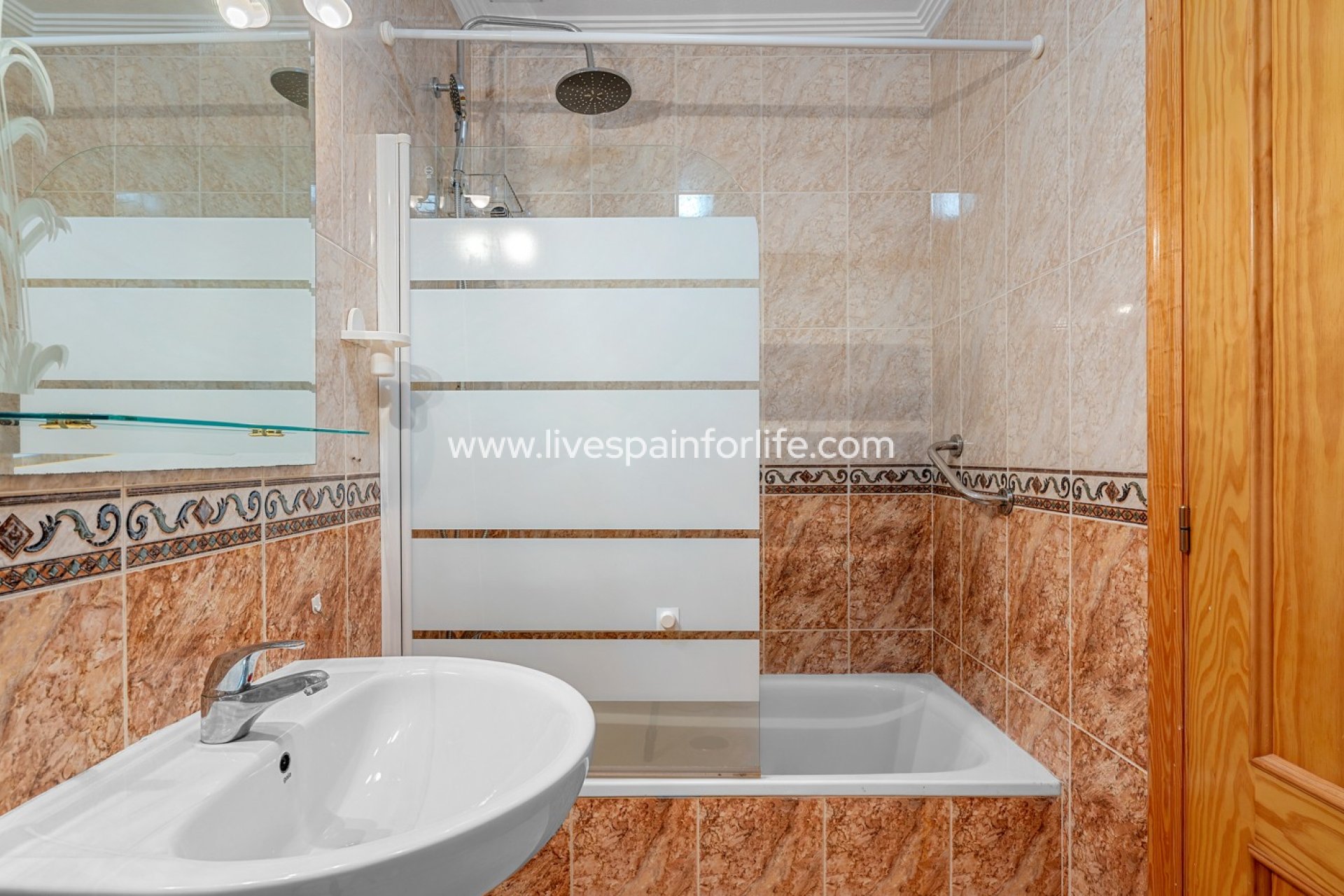 Resale - Apartments -
Torrevieja - La Mata