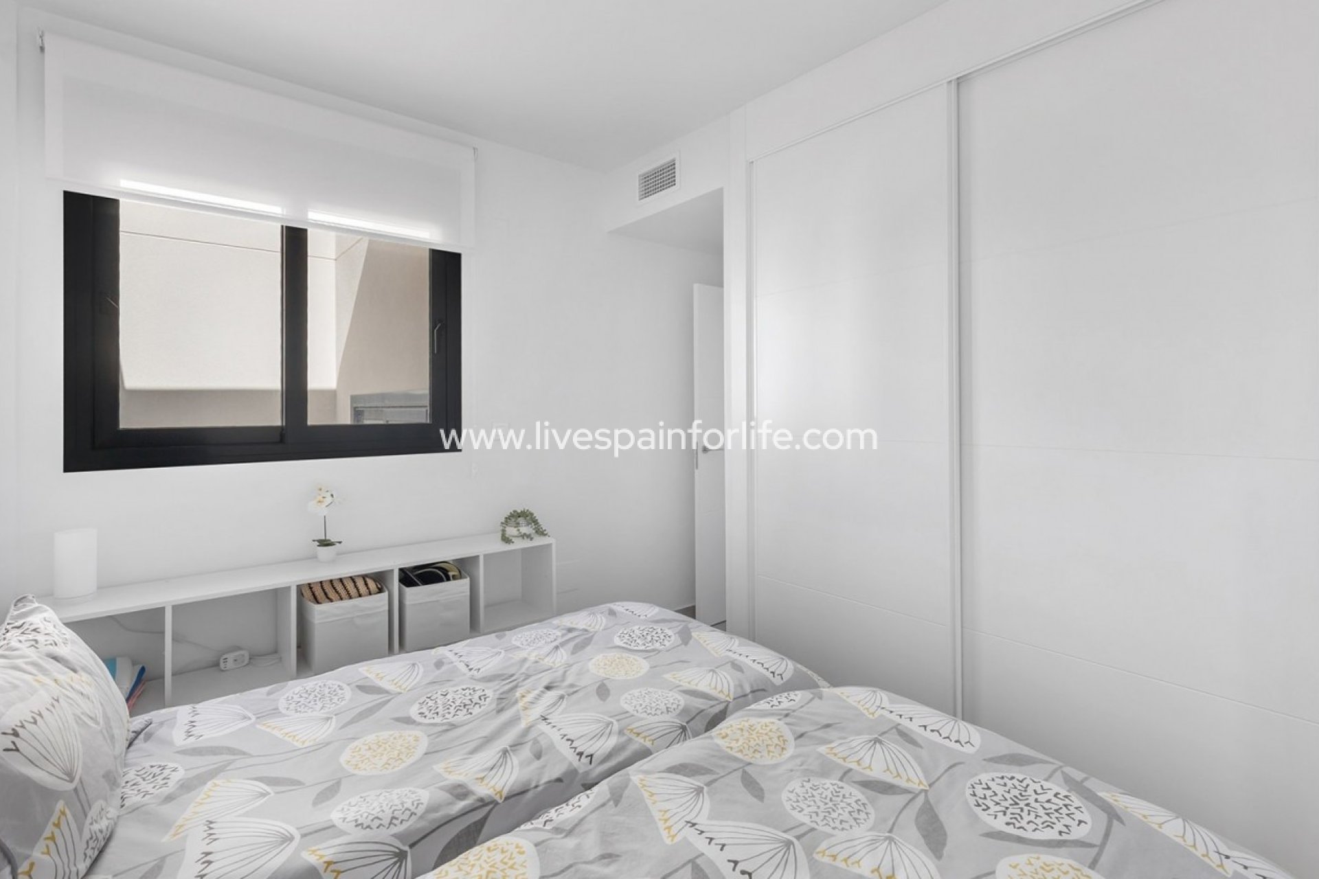 Resale - Apartments -
 - Villamartin