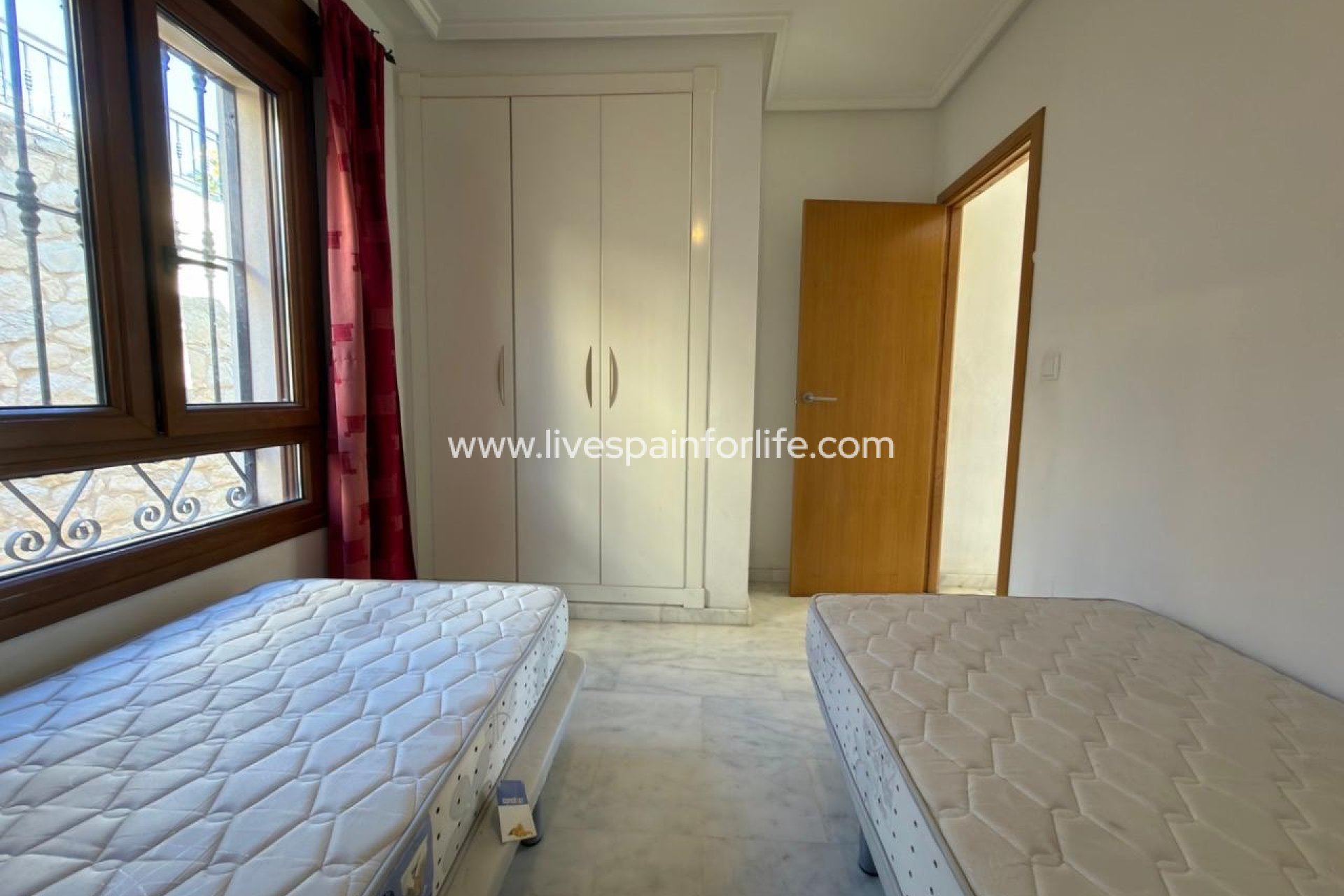 Resale - Bungalow -
Algorfa - La Finca Golf Resort