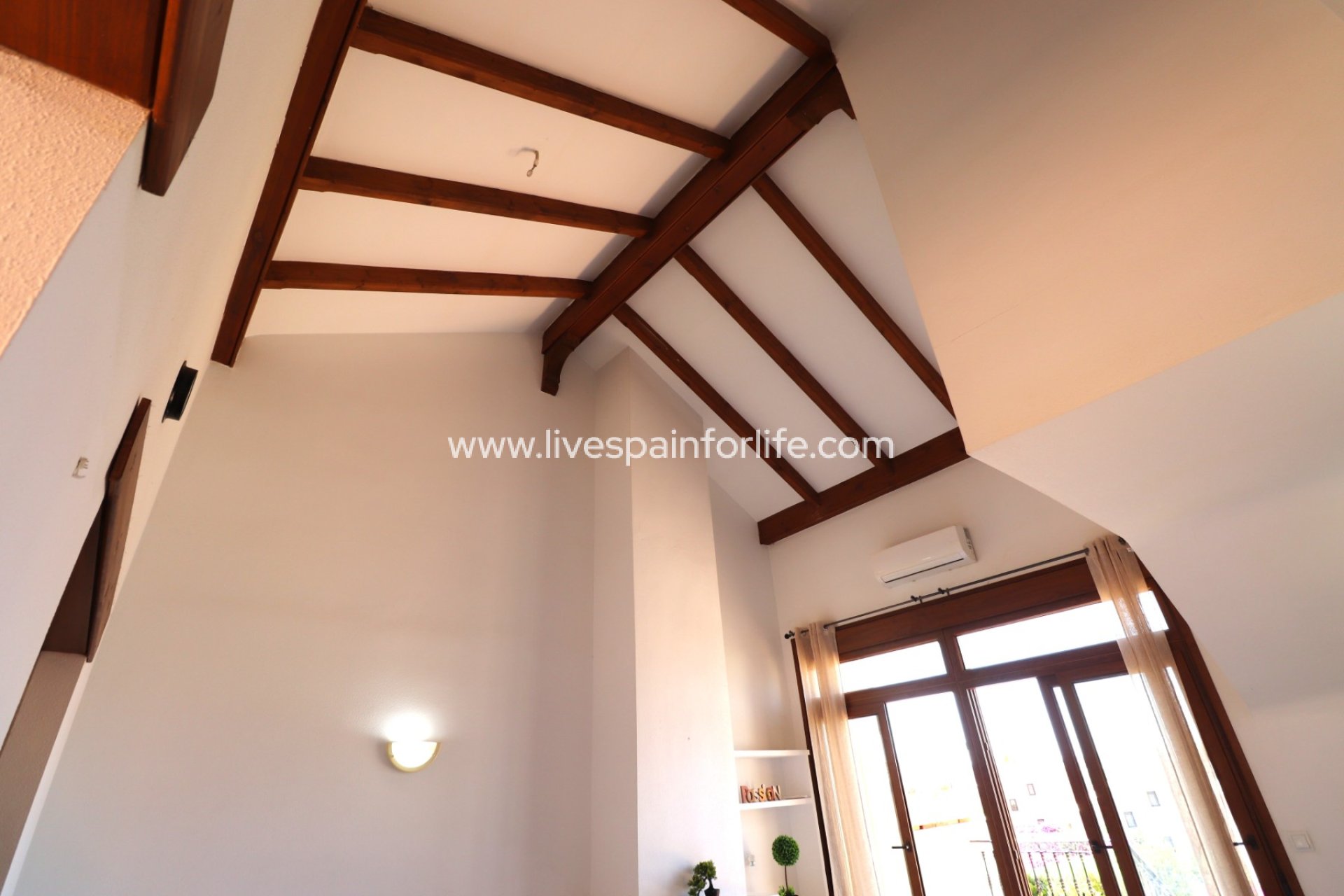Resale - Bungalow -
Algorfa - La Finca Golf