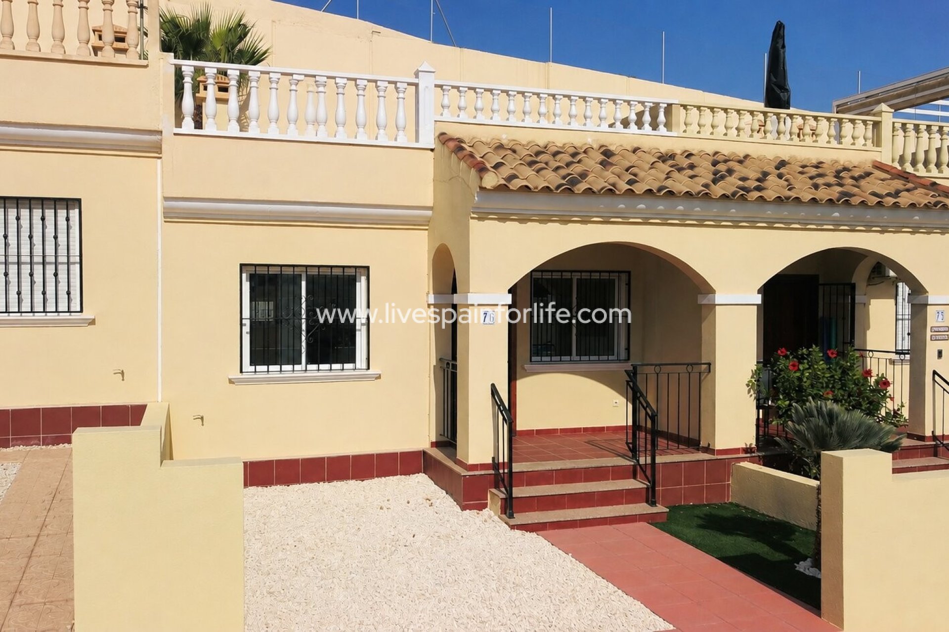 Resale - Bungalow -
Algorfa - Montemar
