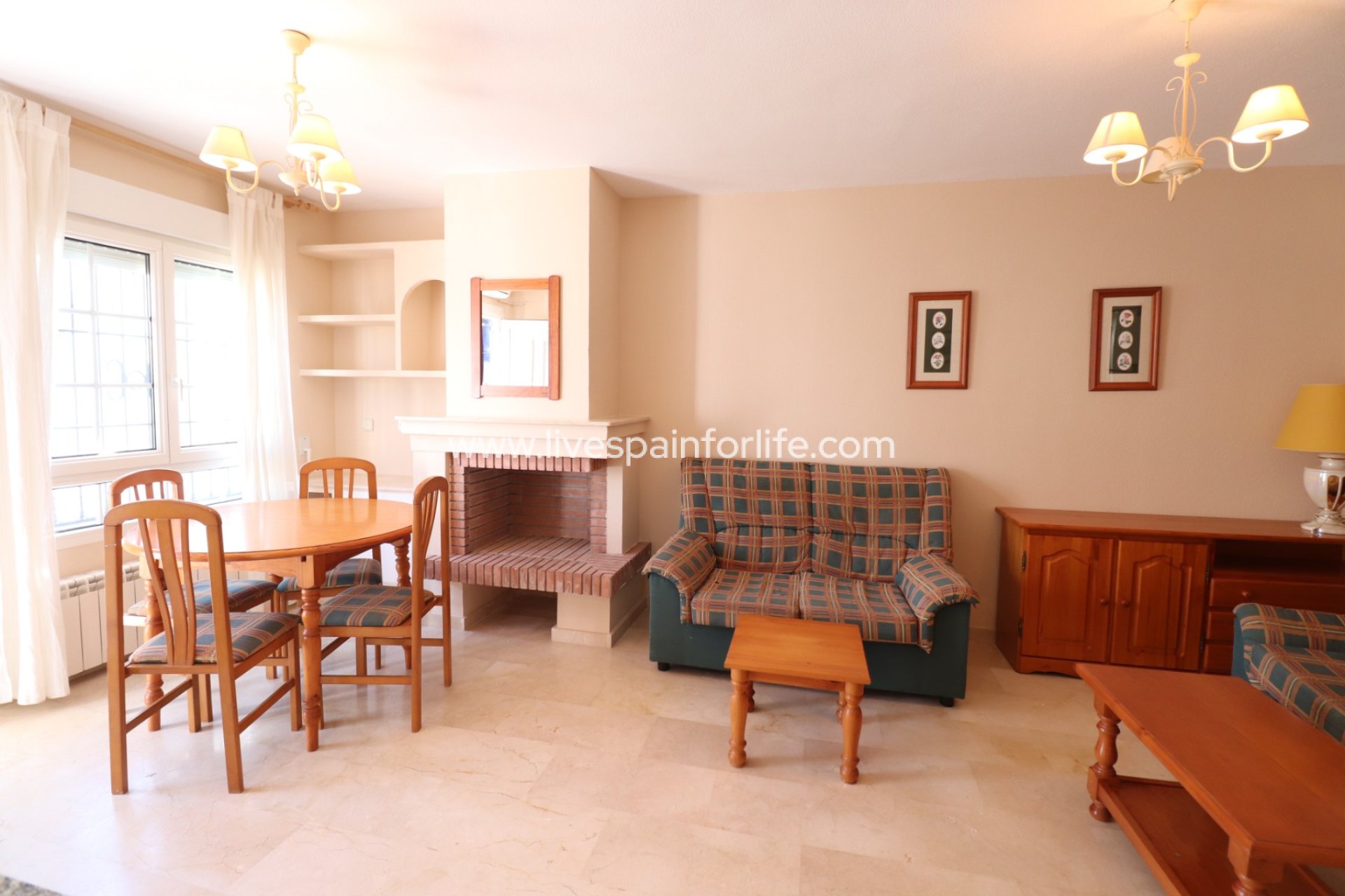 Resale - Bungalow -
Orihuela Costa - Villamartin
