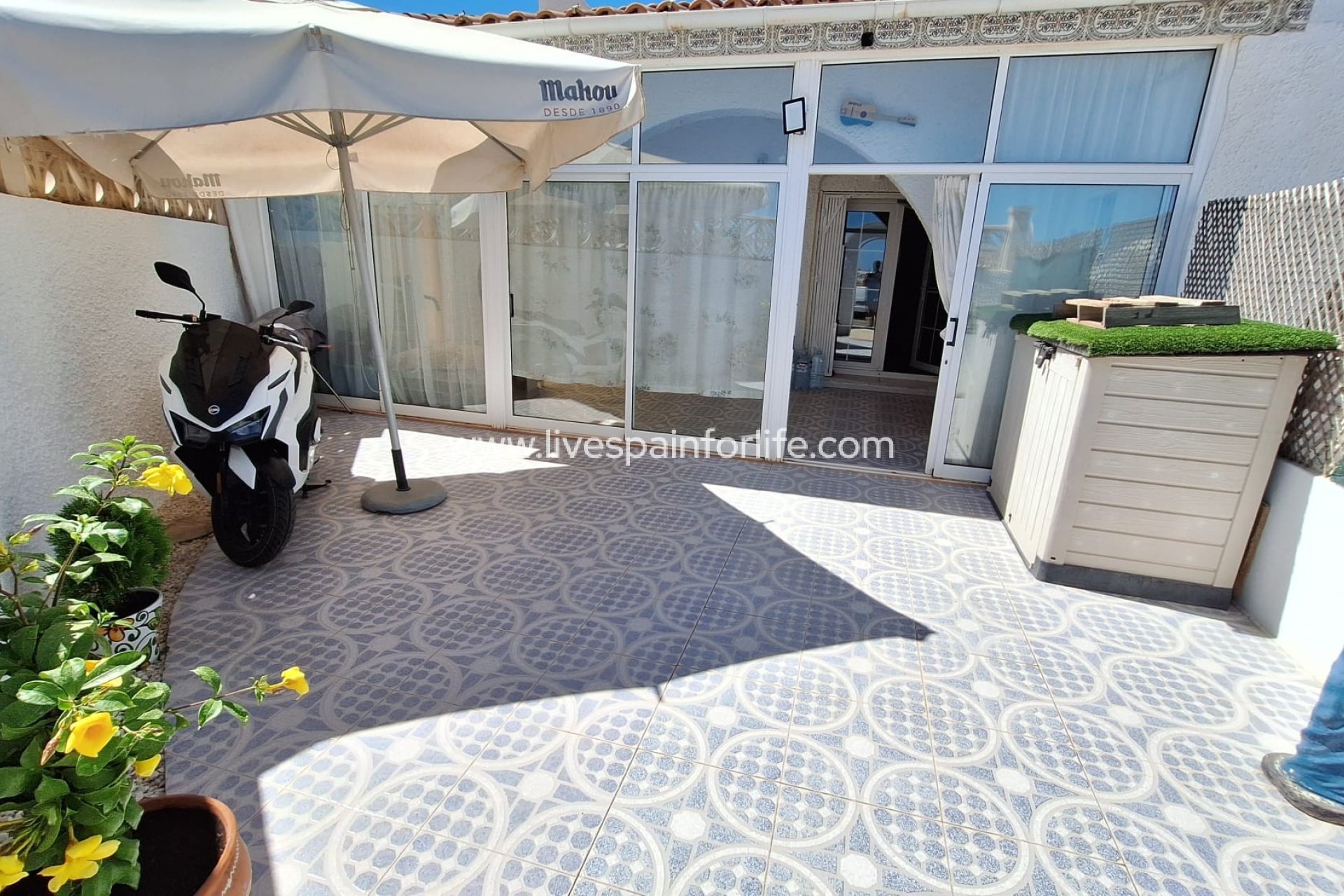 Resale - Bungalow -
Orihuela Costa - Villamartin