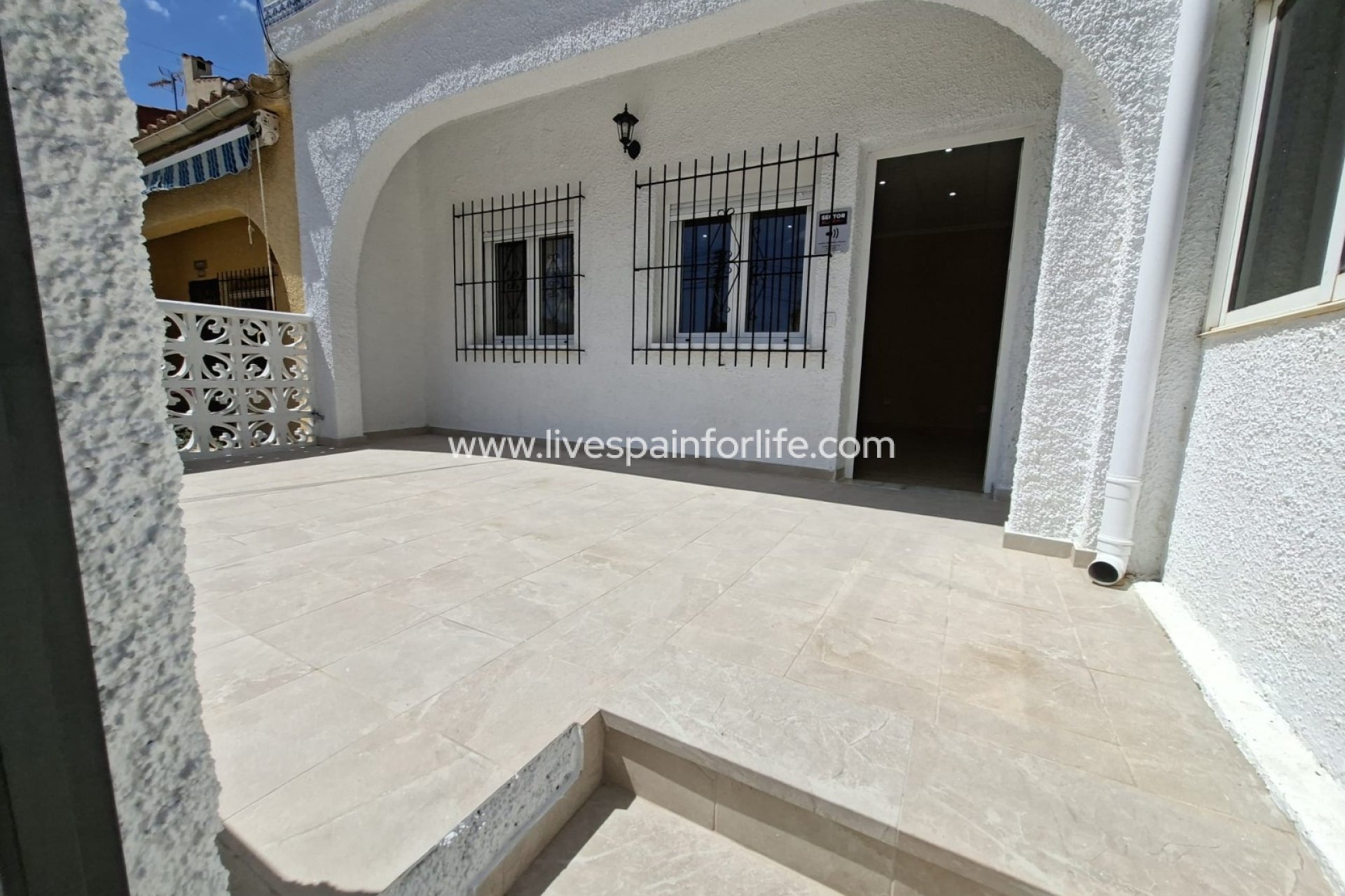 Resale - Bungalow -
San Fulgencio - Urb. La Marina