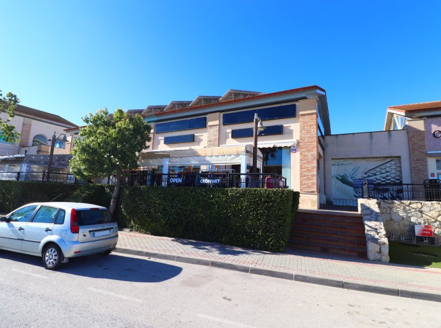 Resale - Commercial -
Algorfa - La Finca Golf Resort