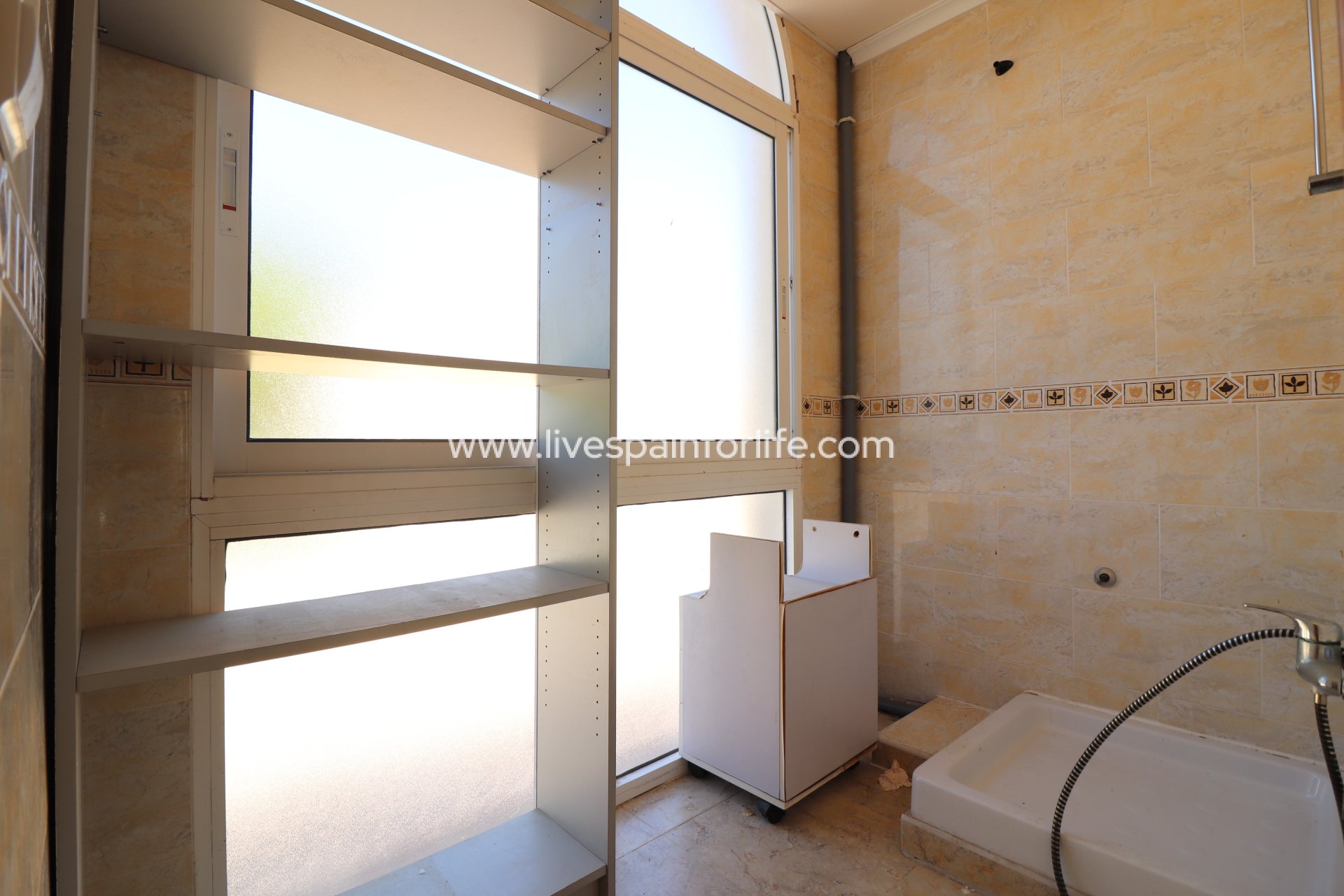 Resale - Commercial -
Algorfa - La Finca Golf Resort