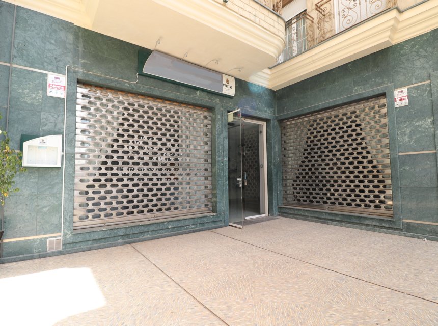 Resale - Commercial -
Benijofar - Benijofar - Village