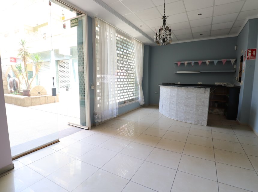 Resale - Commercial -
Benijofar - Benijofar - Village