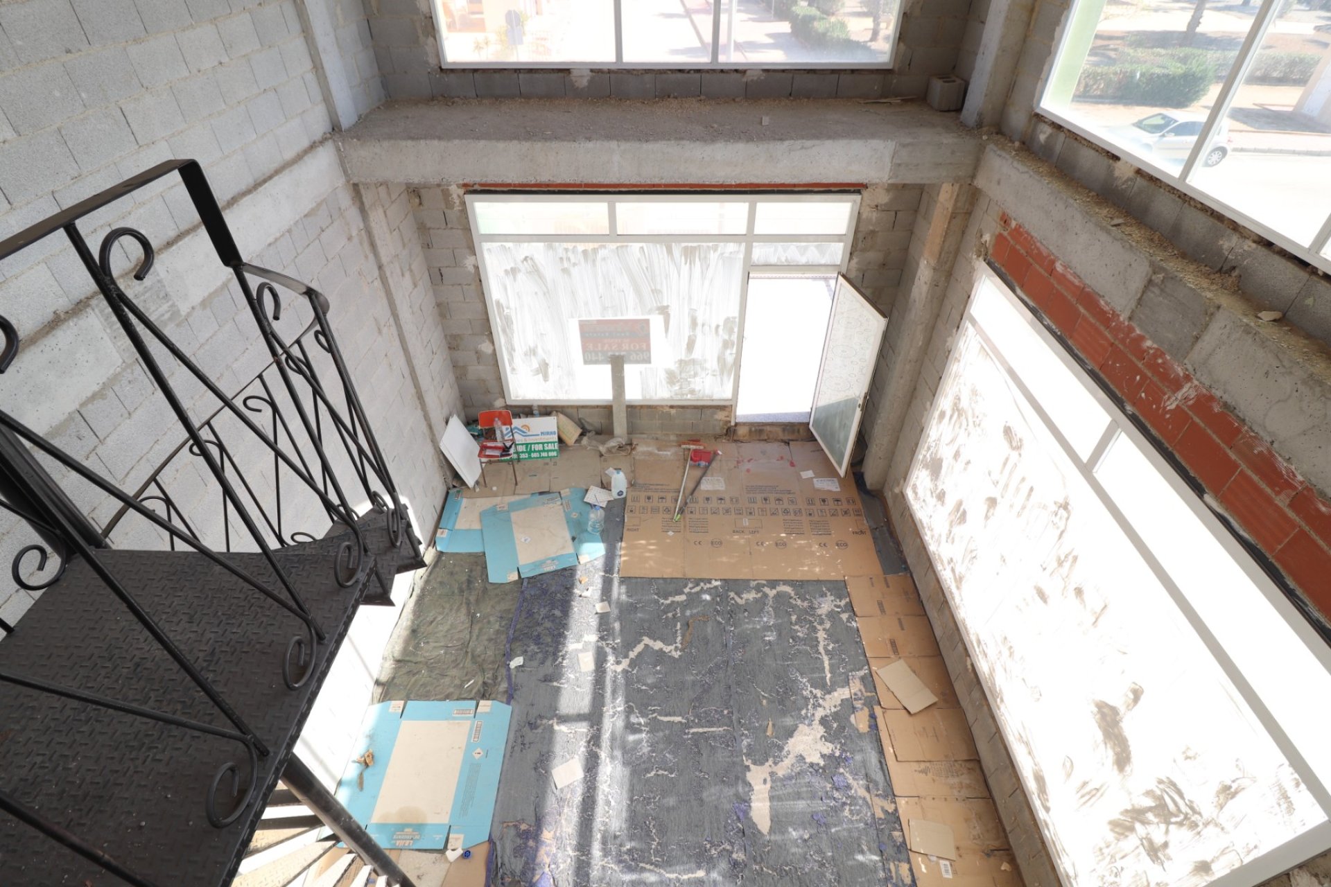 Resale - Commercial -
Benimar - Benimar II