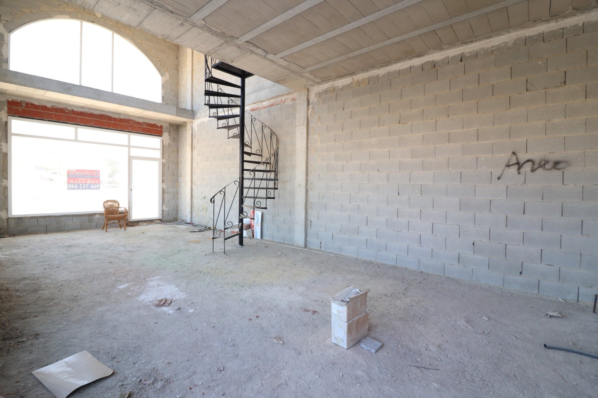 Resale - Commercial -
Benimar - Benimar II