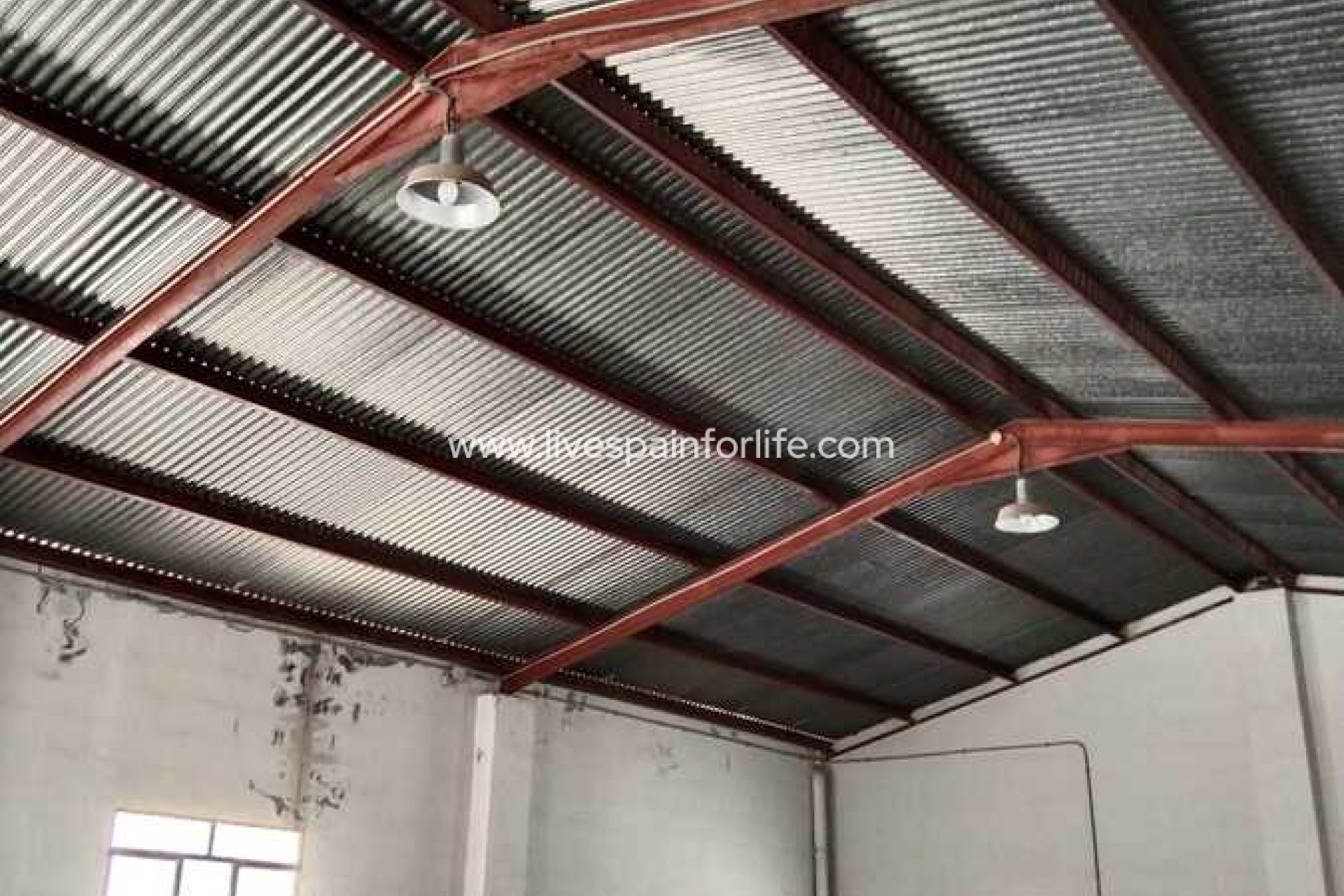 Resale - Commercial -
Daya Vieja