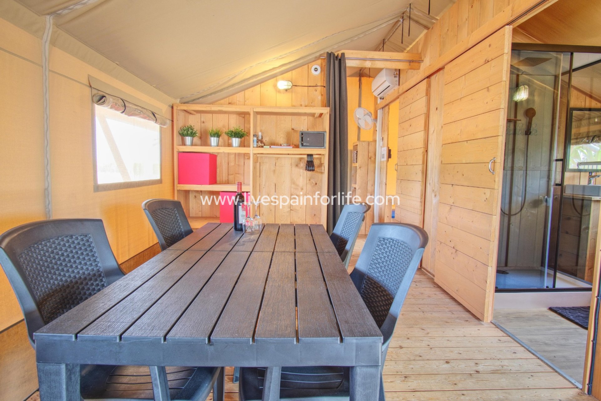 Resale - Commercial -
Dolores - Dolores - Country