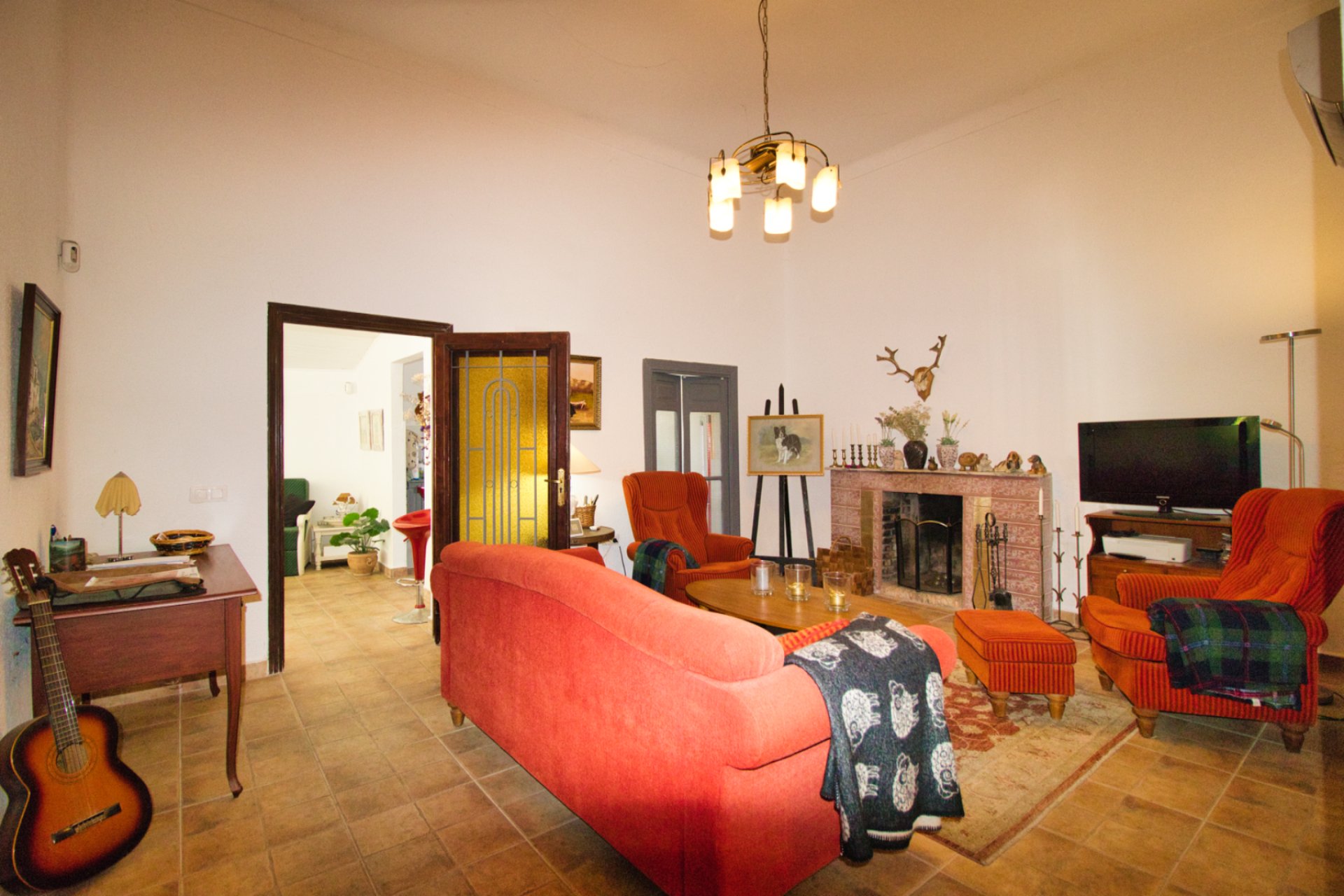 Resale - Commercial -
Dolores - 