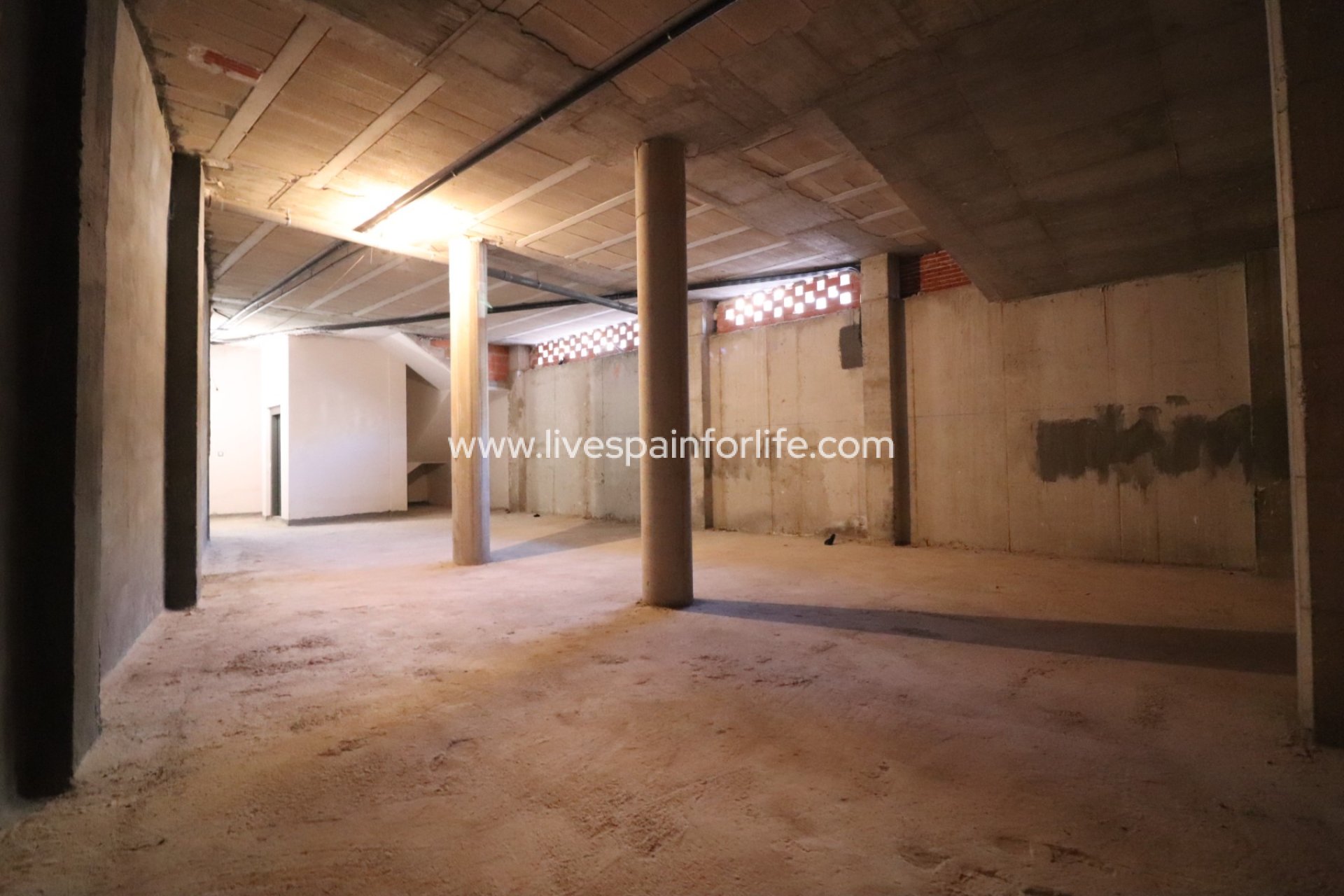 Resale - Commercial (Freehold) -
Rojales - Rojales - Village