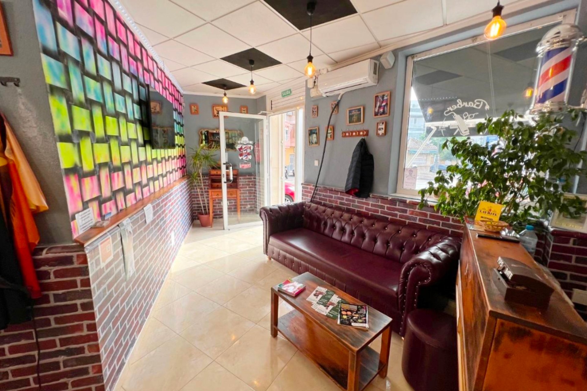 Resale - Commercial -
Guardamar del Segura - Guardamar