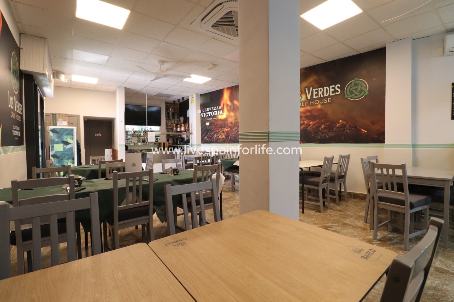 Resale - Commercial (Leasehold) -
Catral - Catral - Town