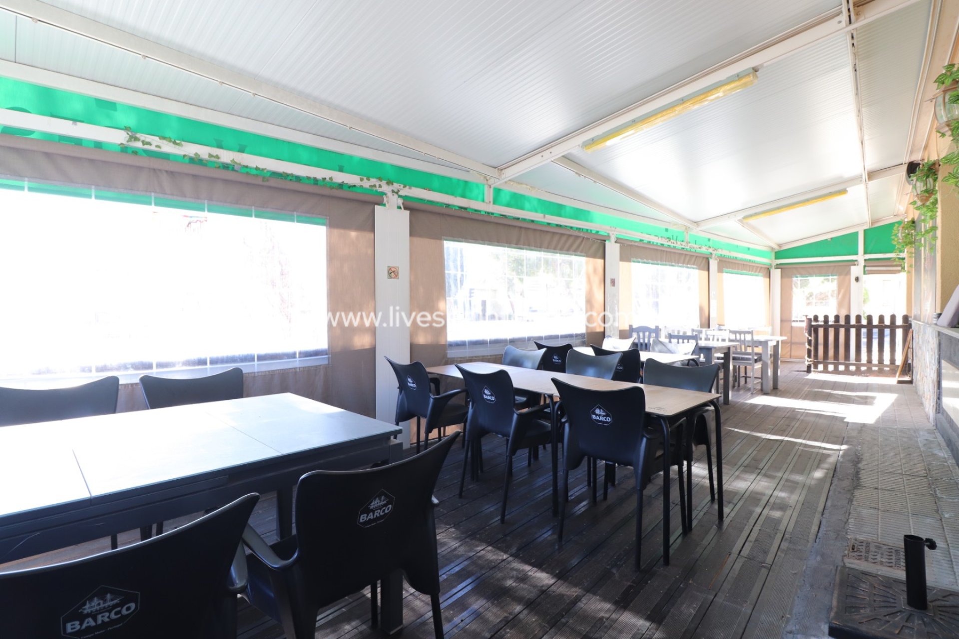 Resale - Commercial (Leasehold) -
Catral - Catral - Town