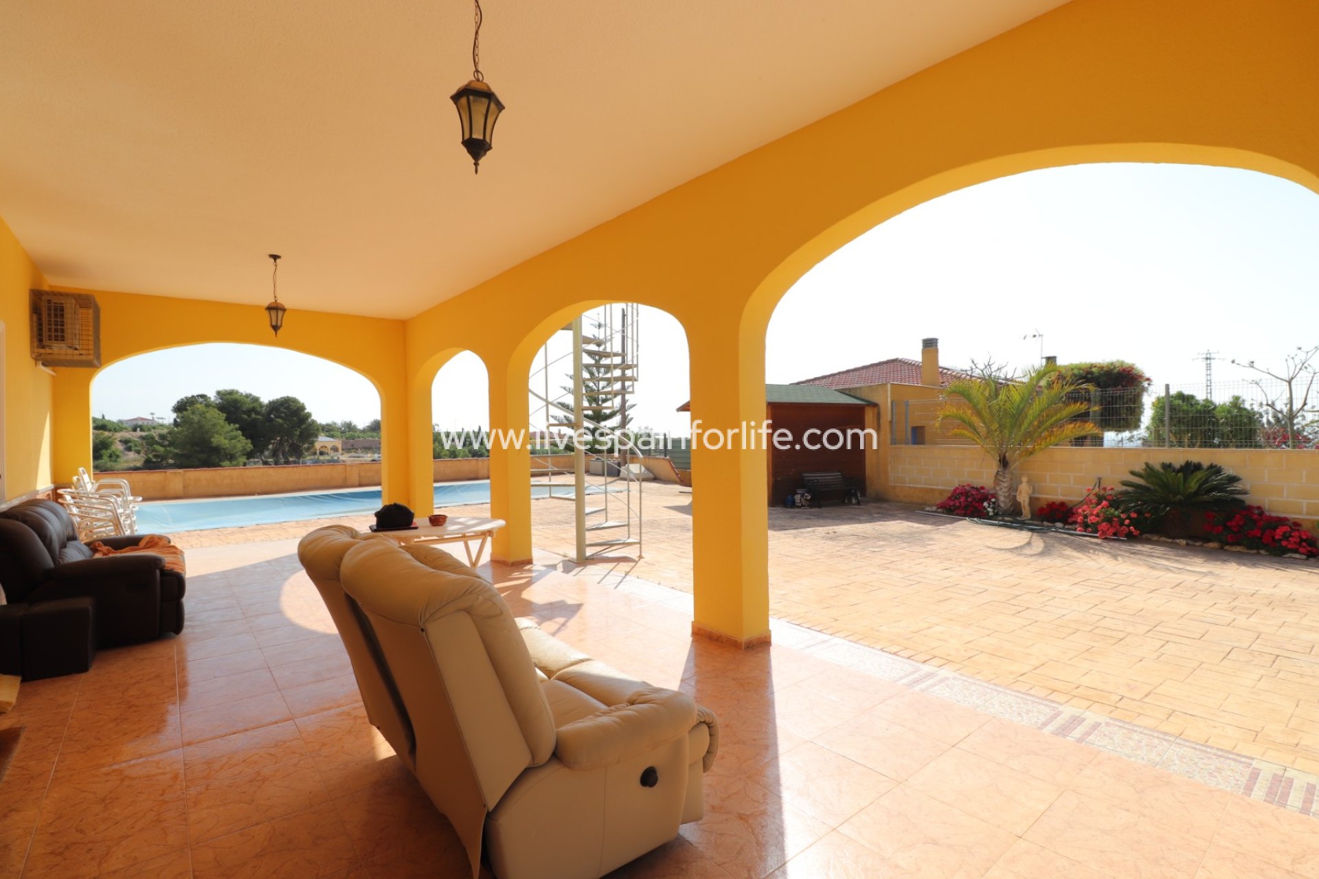 Resale - Country Property -
Albatera - Albatera - Country