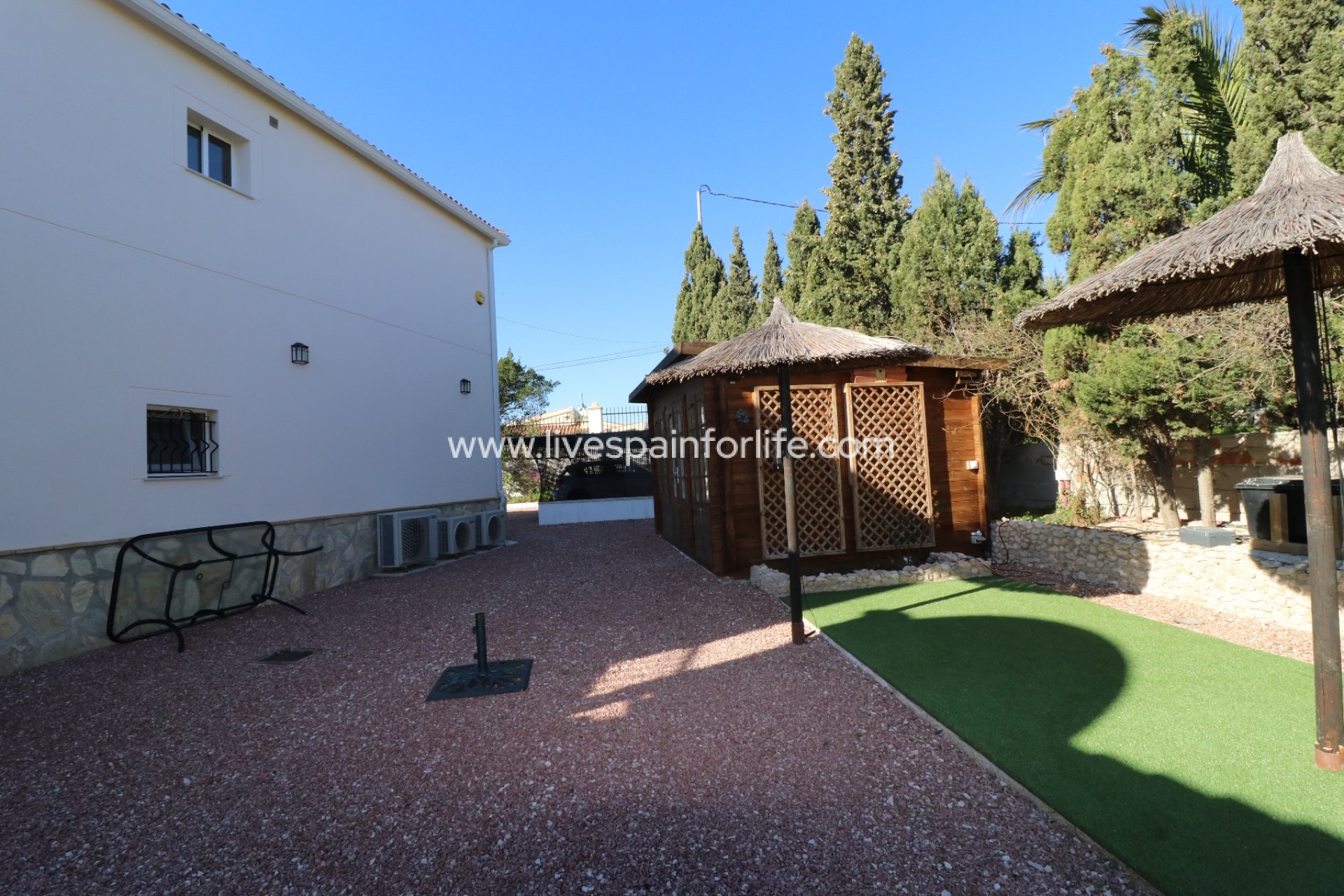 Resale - Country Property -
Albatera