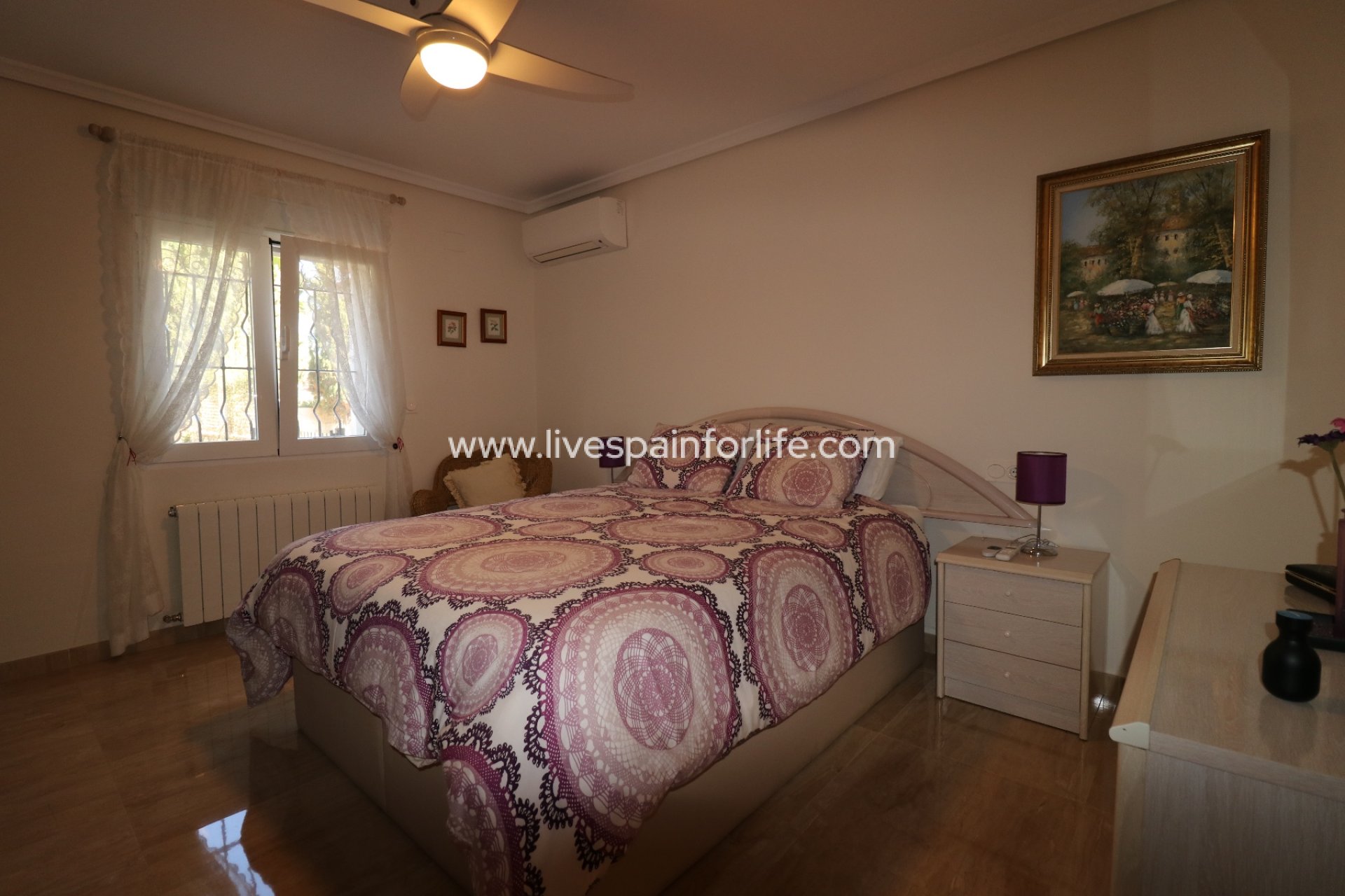 Resale - Country Property -
Albatera