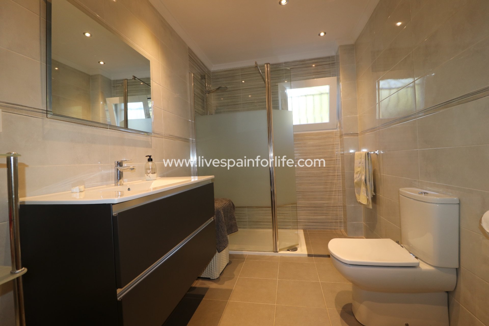 Resale - Country Property -
Albatera