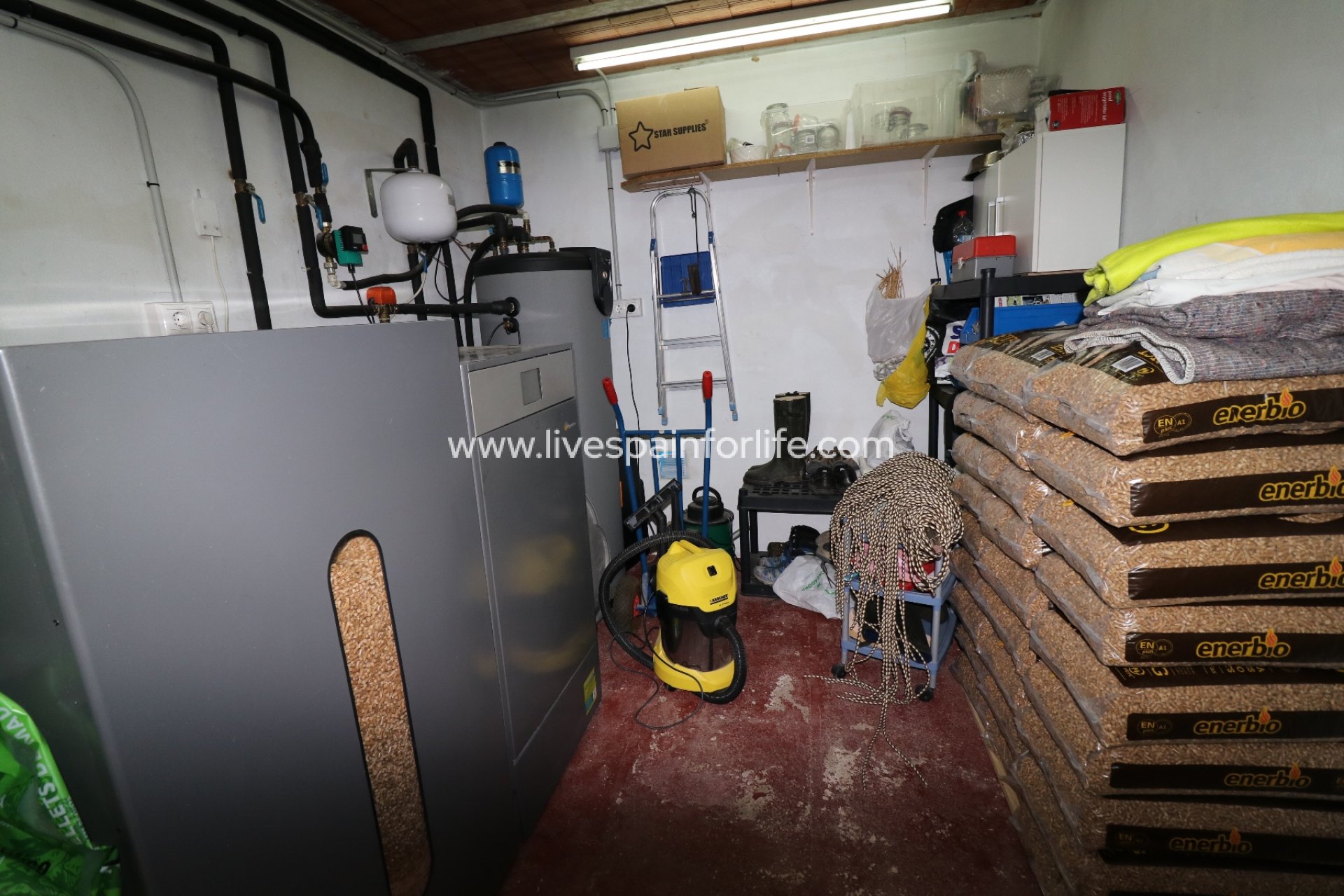 Resale - Country Property -
Albatera