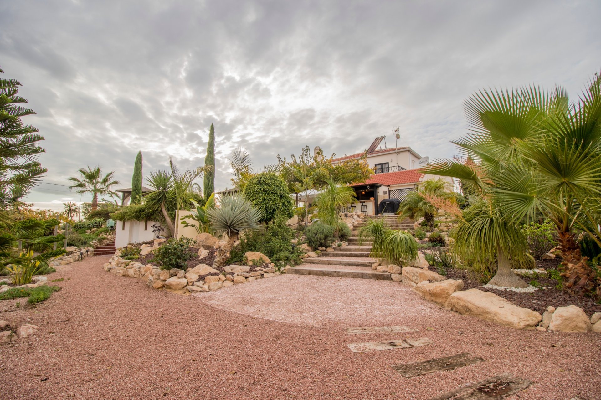 Resale - Country Property -
Albatera