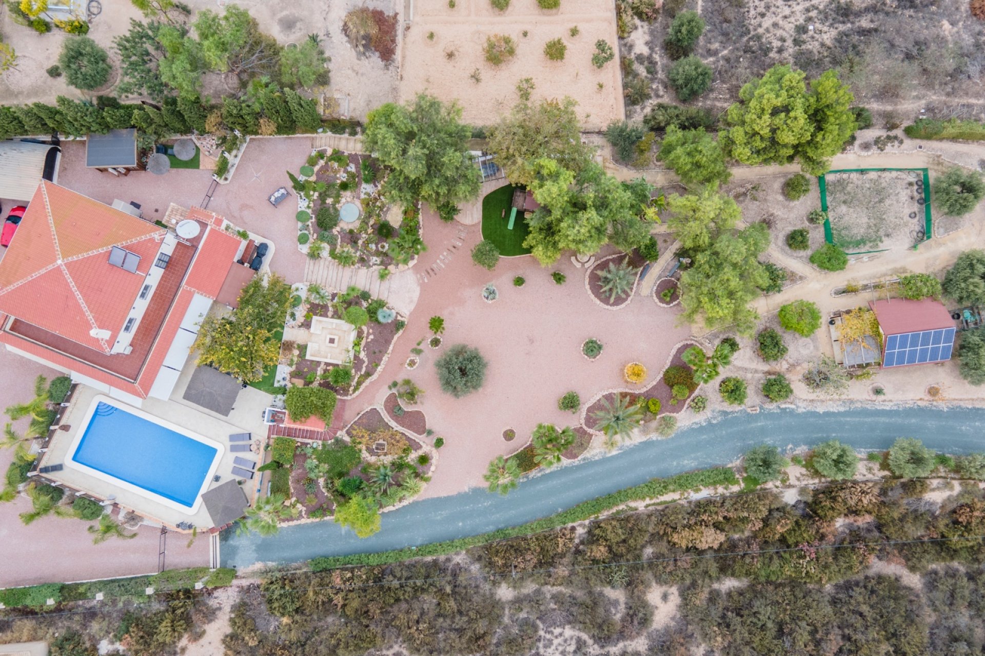 Resale - Country Property -
Albatera