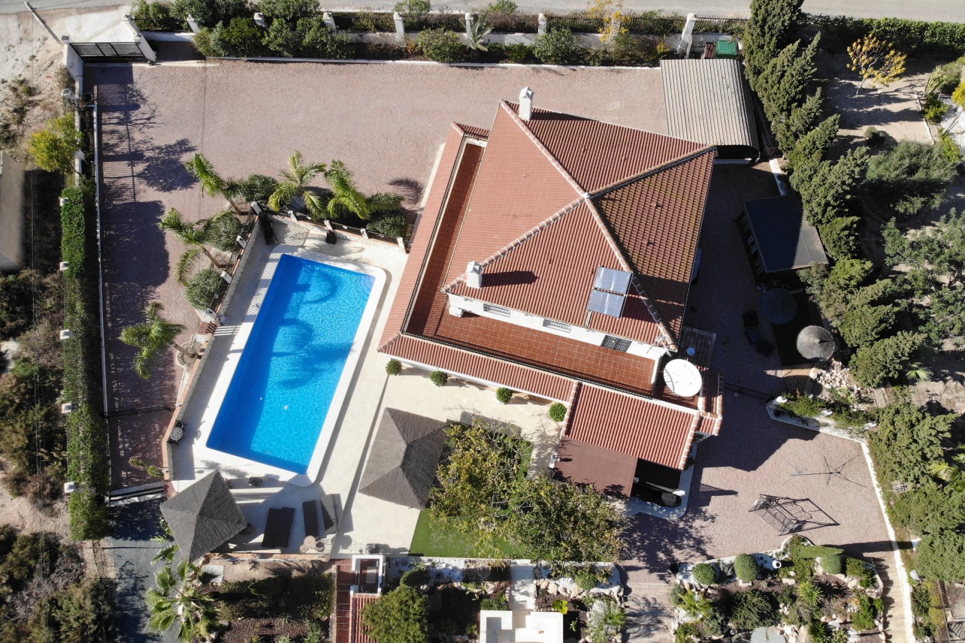 Resale - Country Property -
Albatera