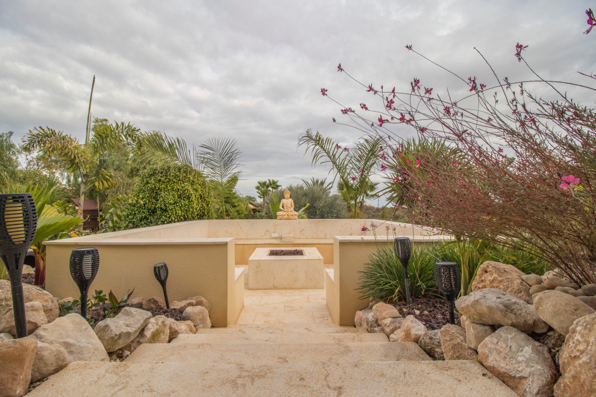 Resale - Country Property -
Albatera