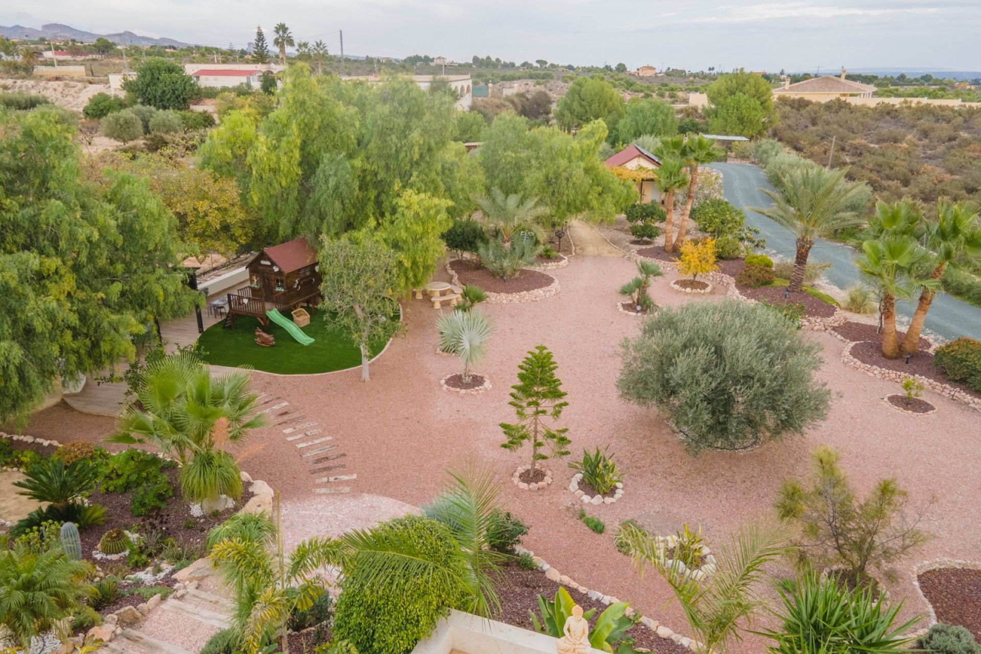 Resale - Country Property -
Albatera