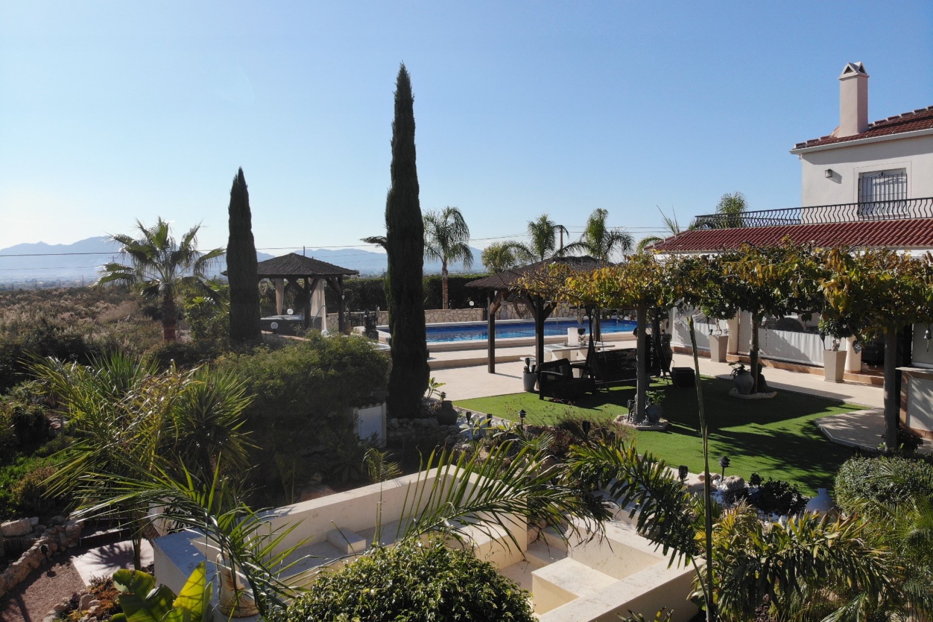 Resale - Country Property -
Albatera