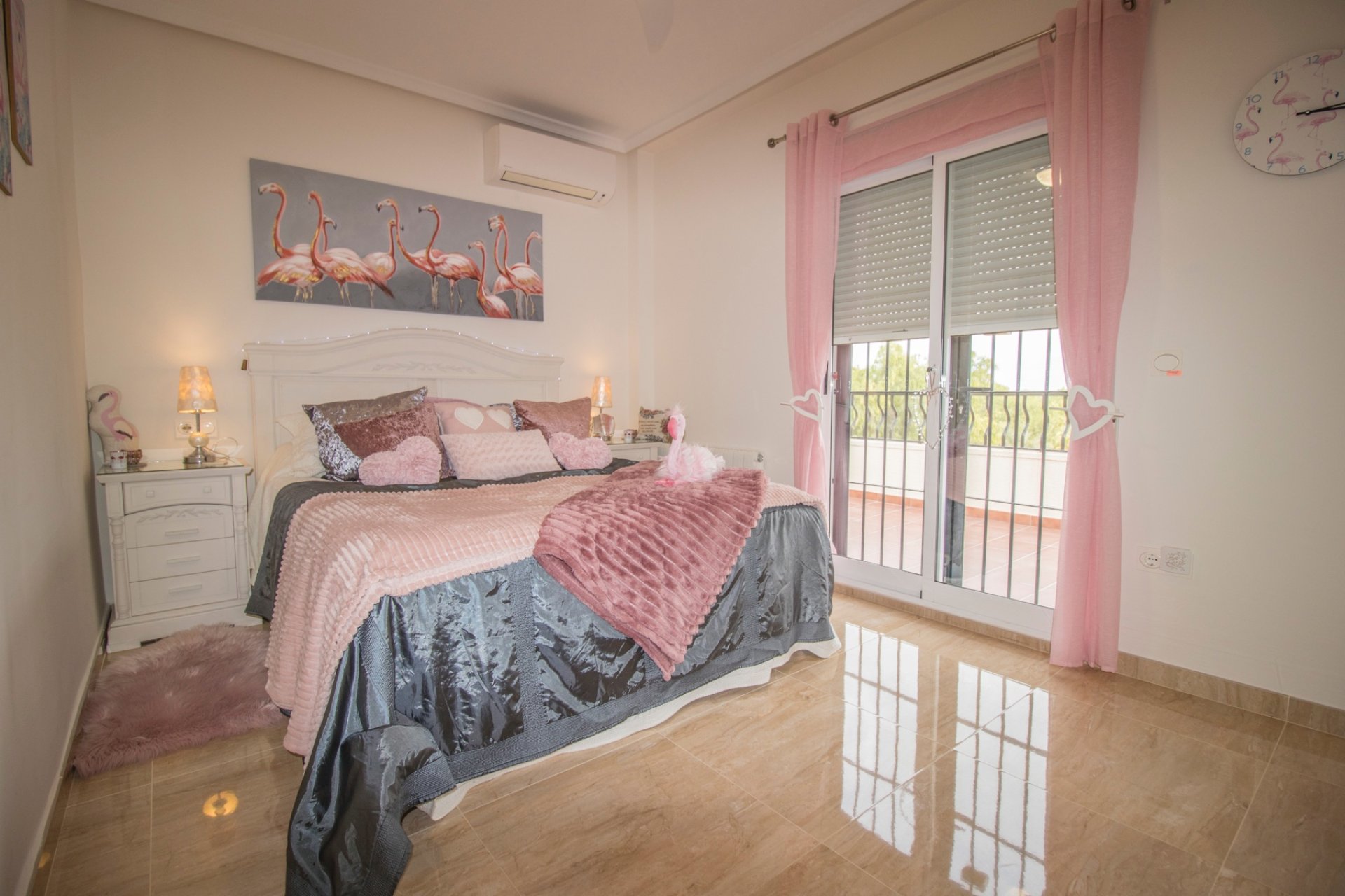 Resale - Country Property -
Albatera