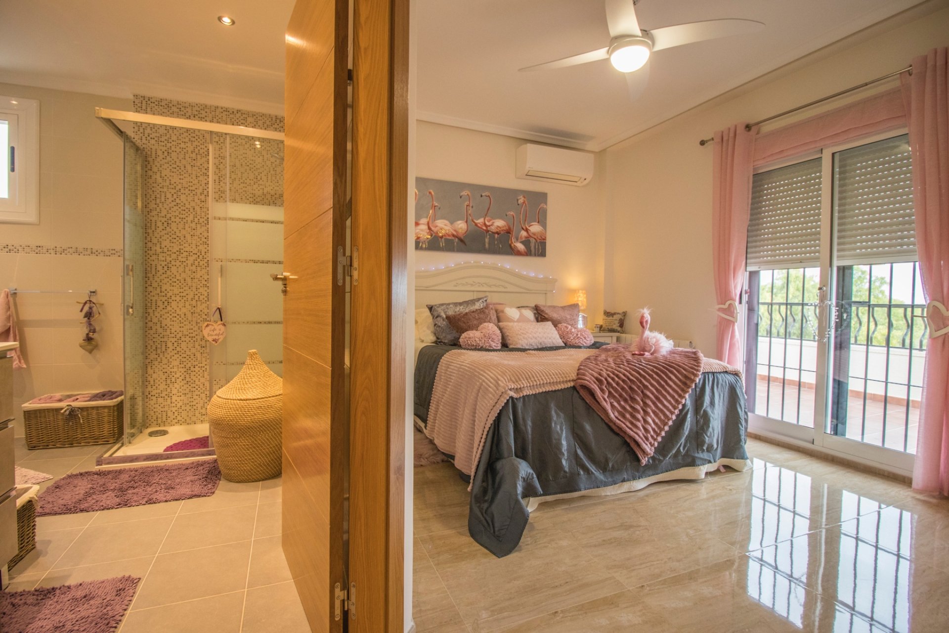 Resale - Country Property -
Albatera