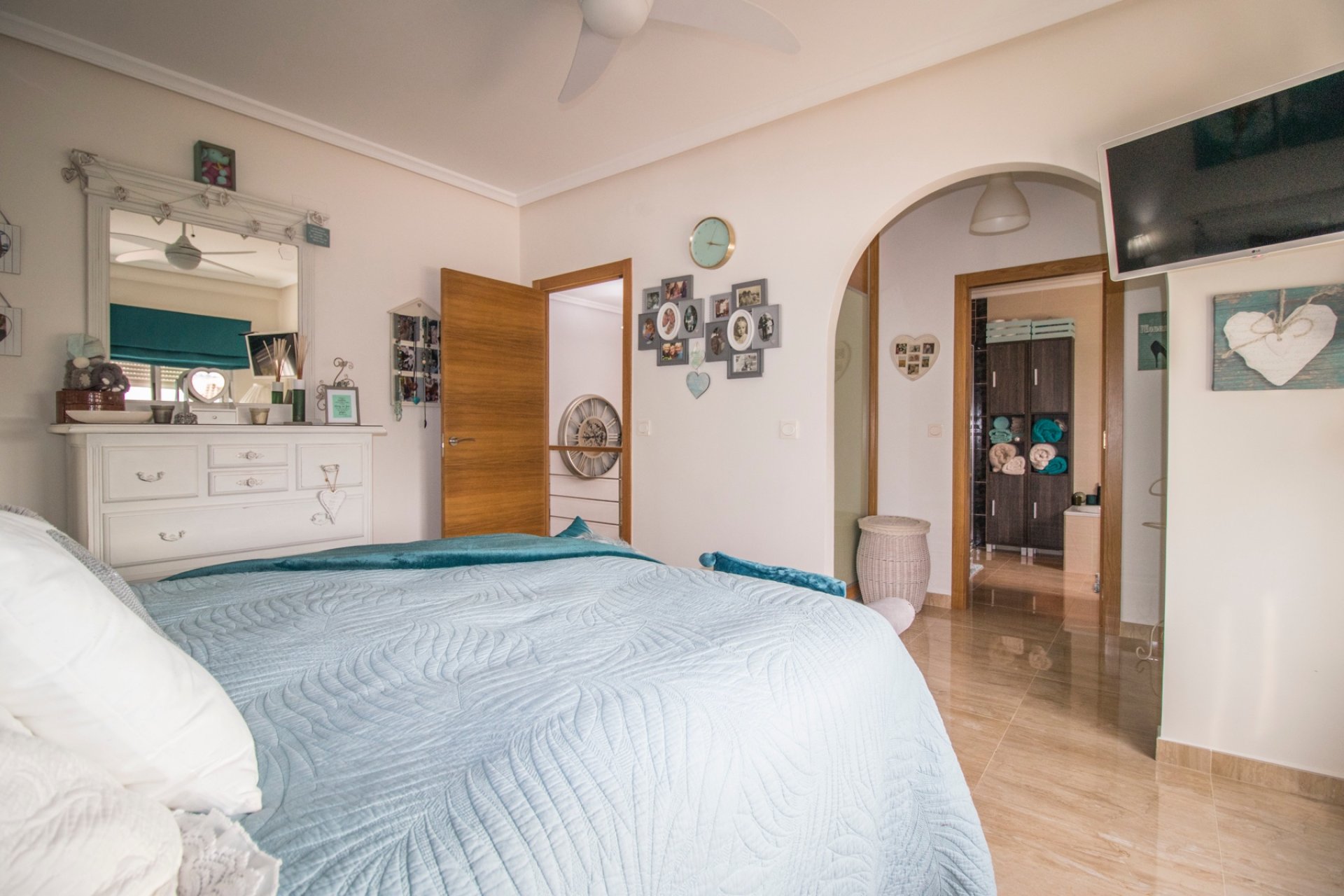 Resale - Country Property -
Albatera