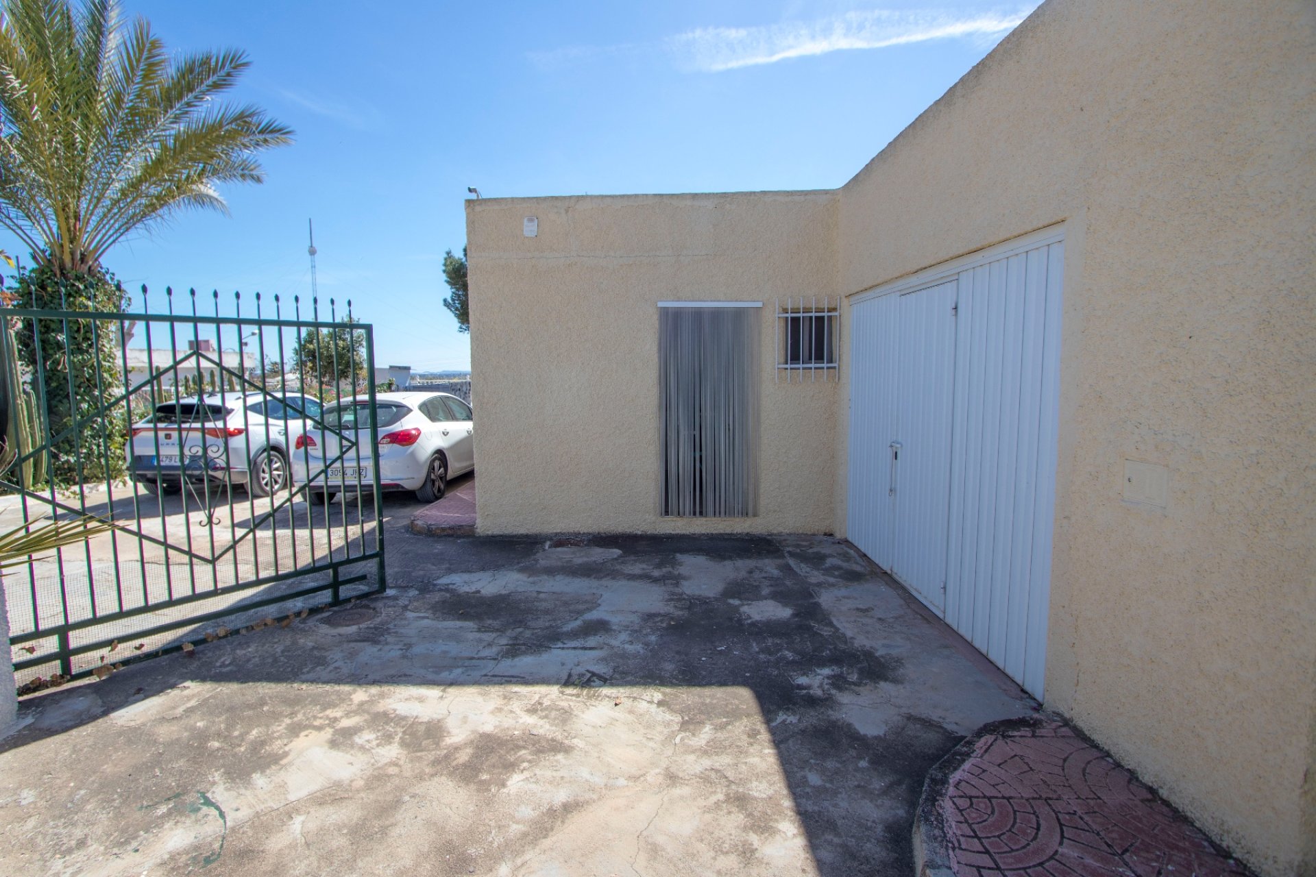 Resale - Country Property -
Albatera