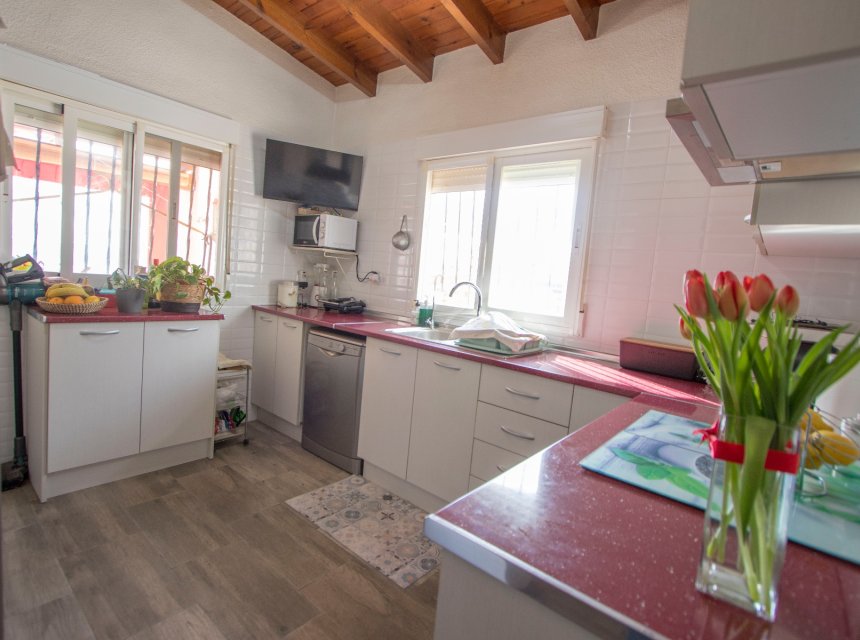 Resale - Country Property -
Albatera