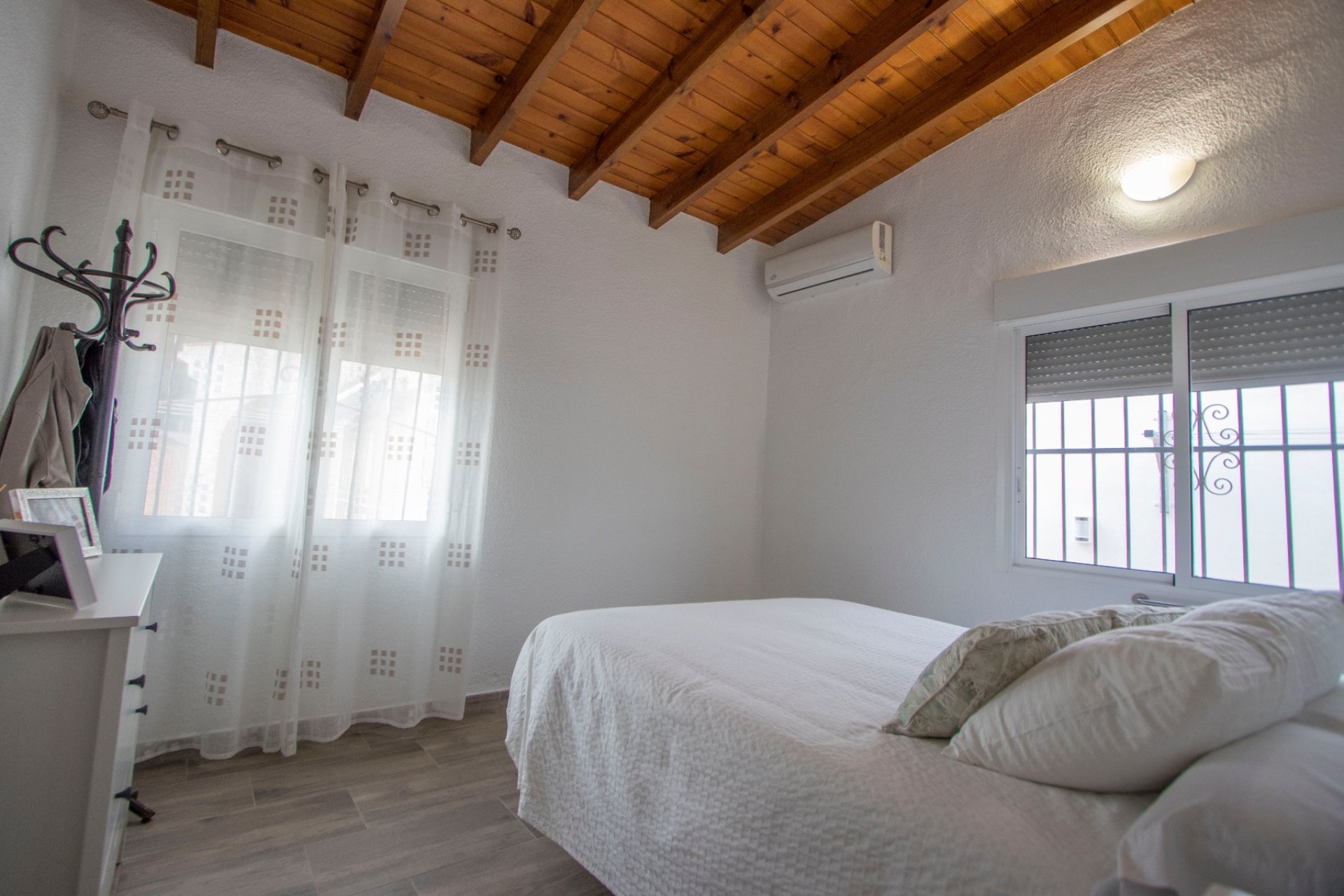 Resale - Country Property -
Albatera