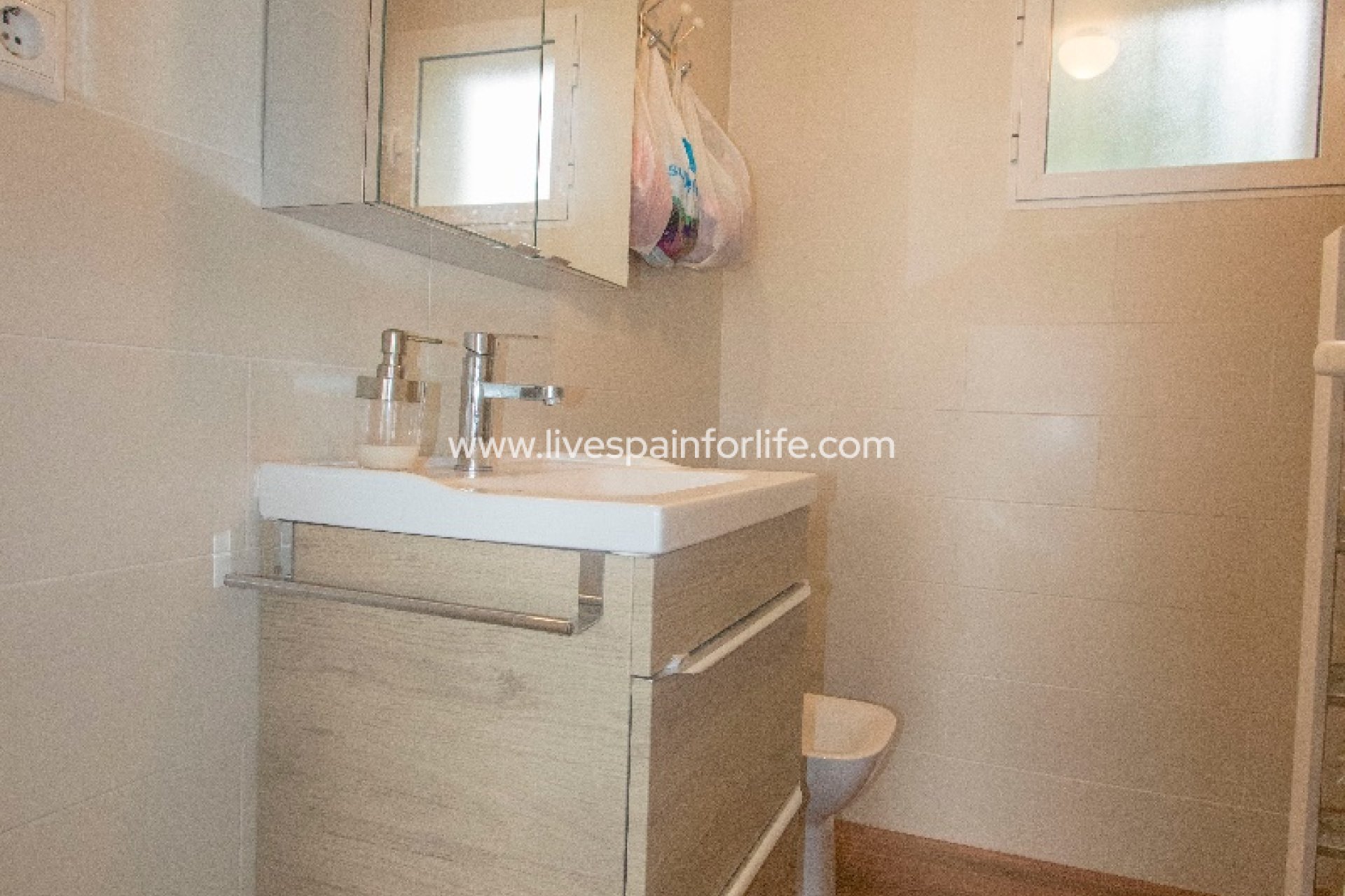 Resale - Country Property -
Albatera