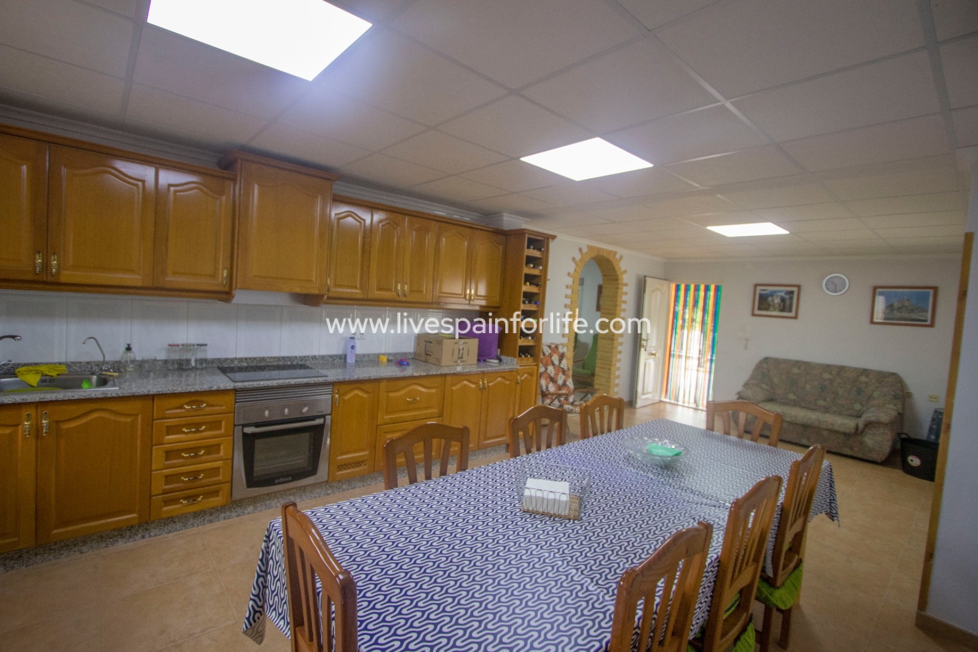 Resale - Country Property -
Albatera